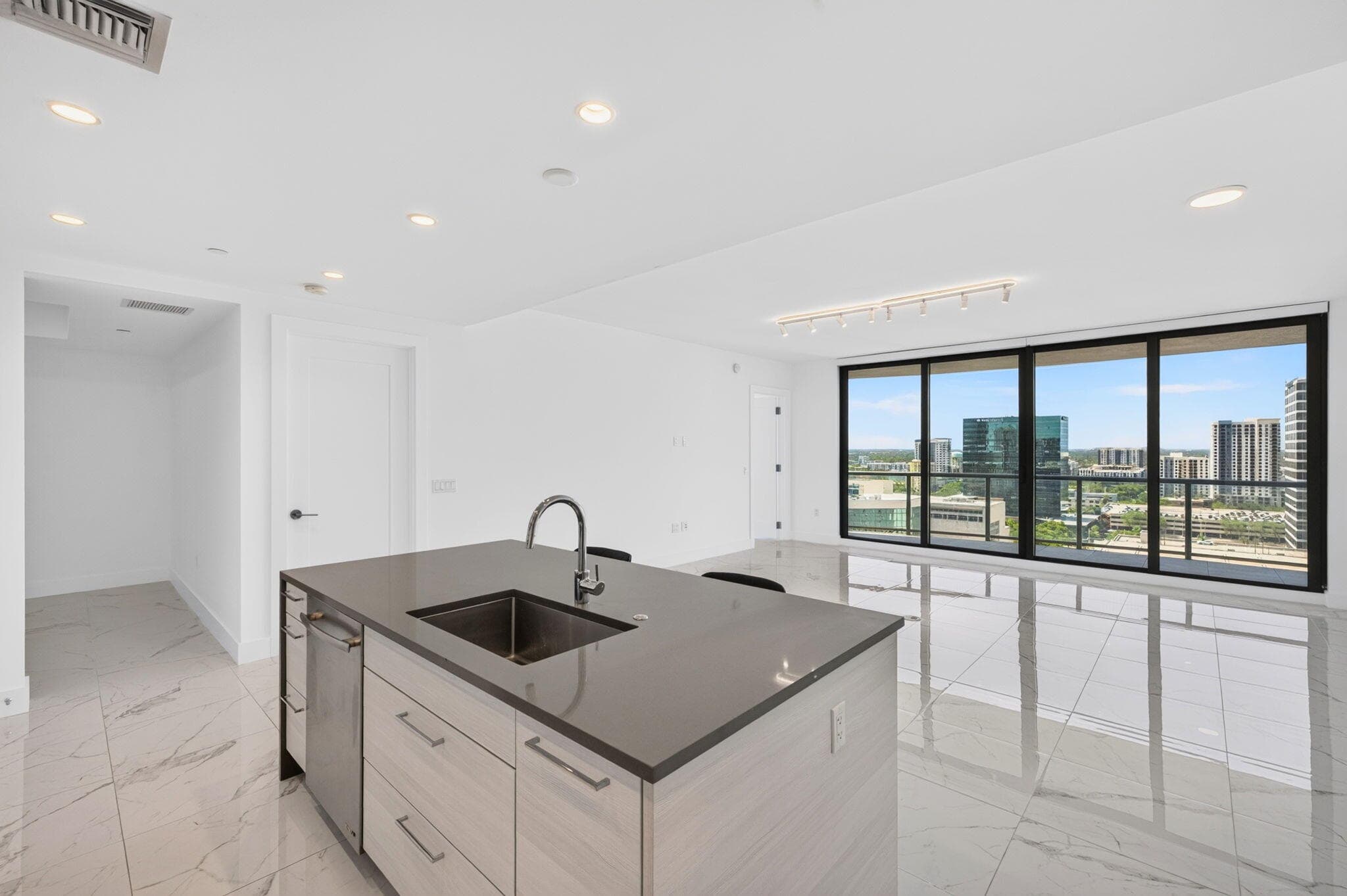 100 E Las Olas Boulevard 1902, Fort Lauderdale, FL 33301 6