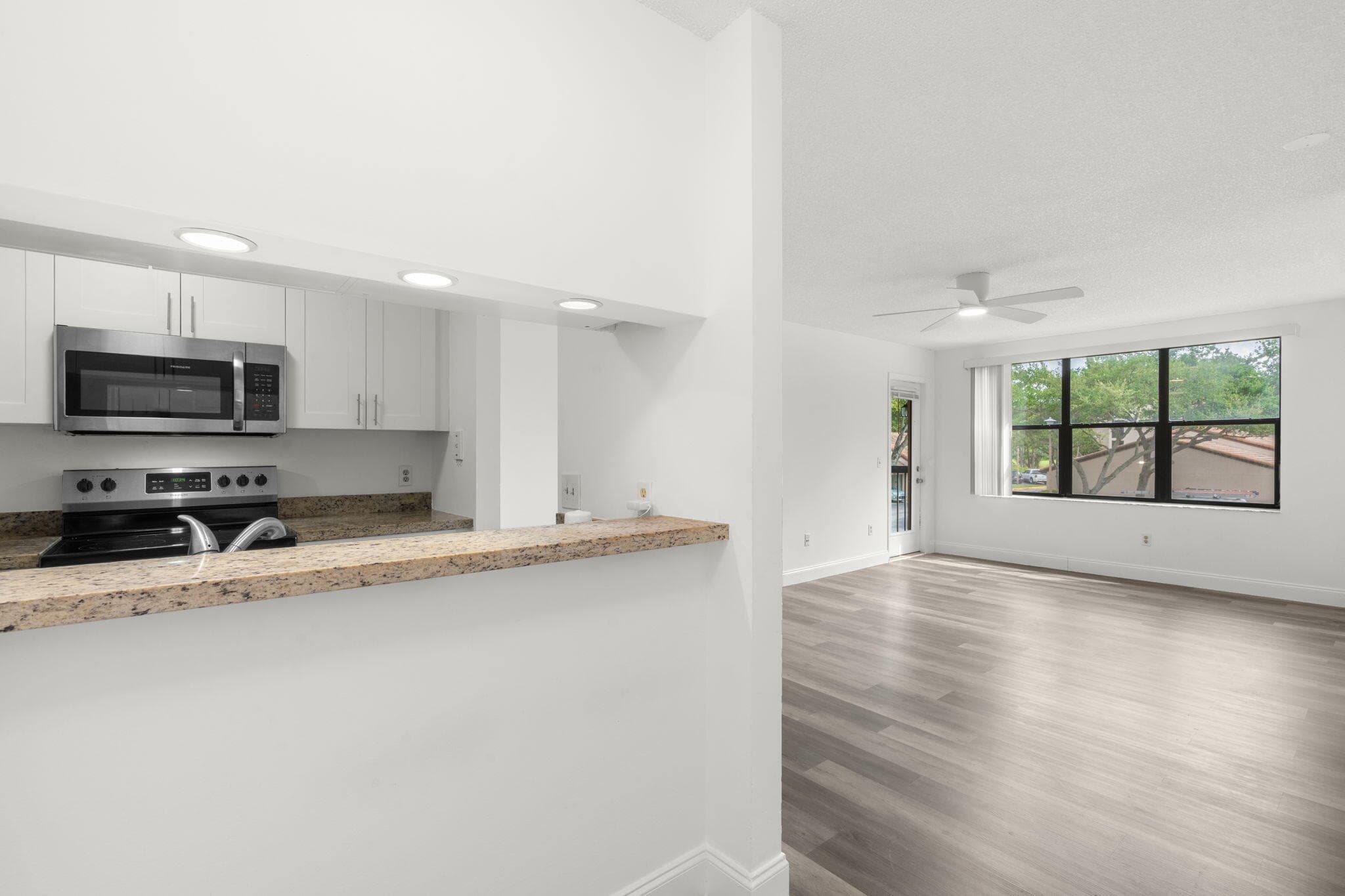 4541 W McNab Road 17, Pompano Beach, FL 33069 8