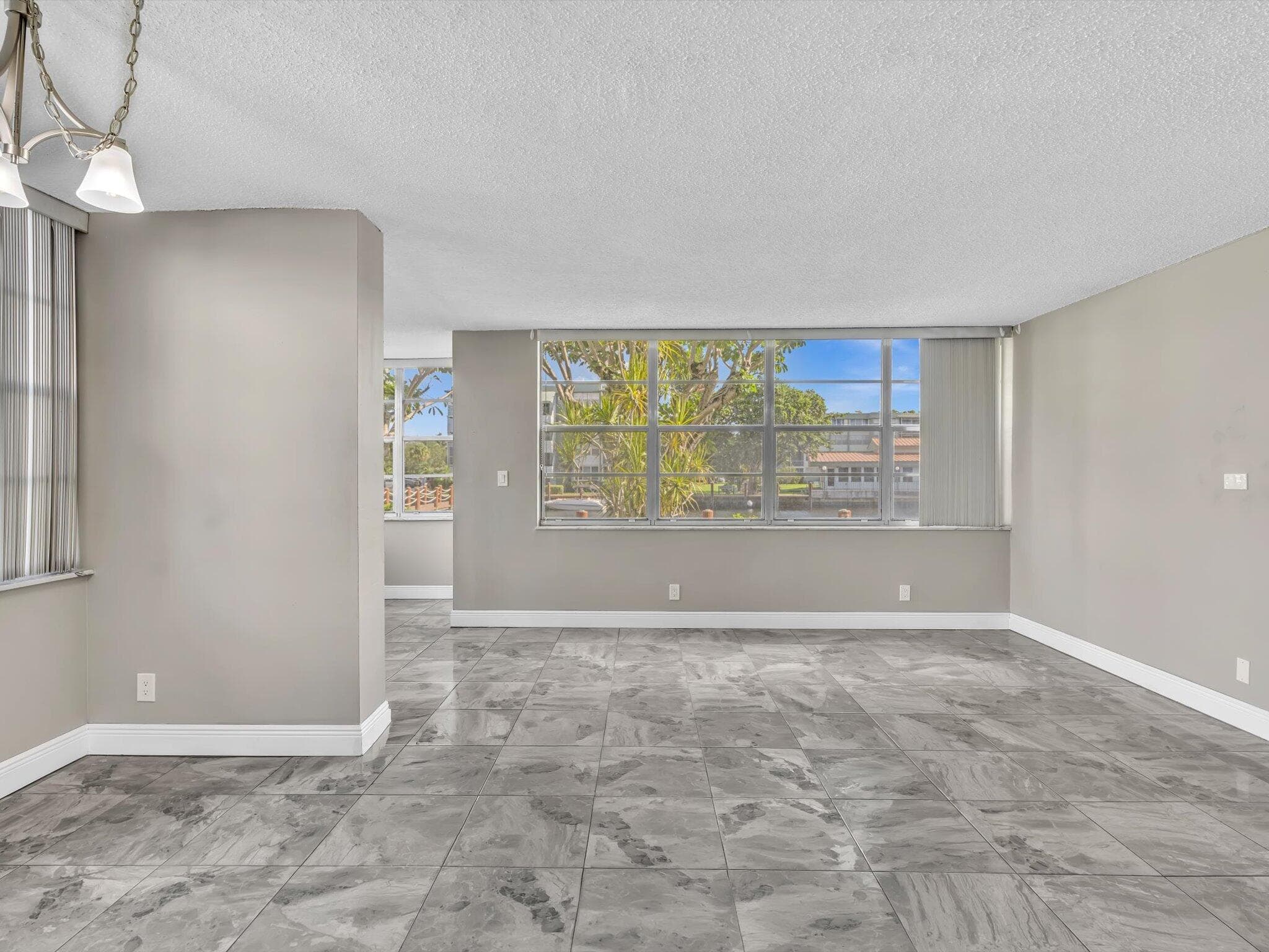 2741 TAFT Street 104, Hollywood, FL 33020 8