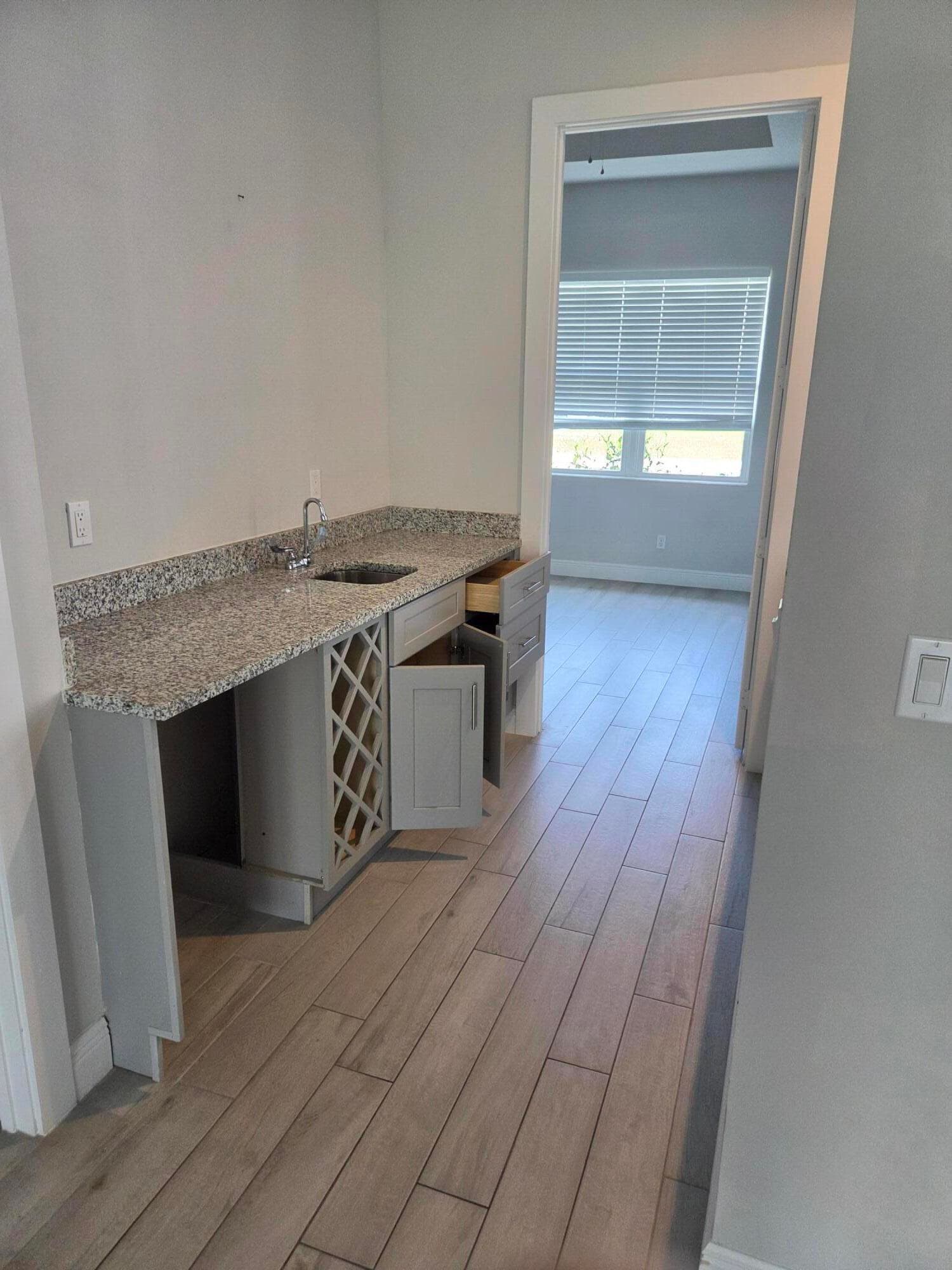 5231 NW Iredell Street, Port St. Lucie, FL 34986 30