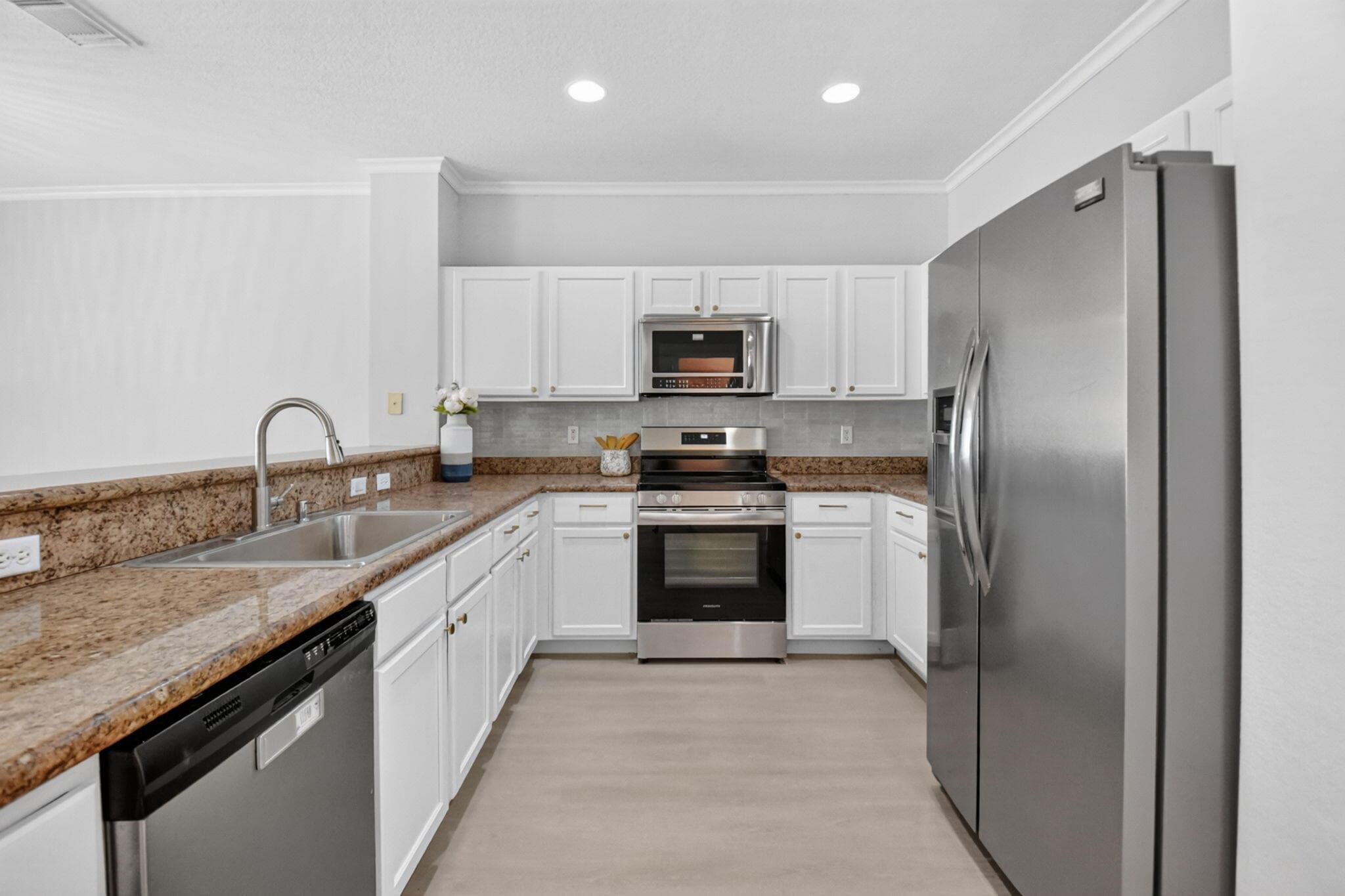 3085 N EVERGREEN Circle, Boynton Beach, FL 33426 11