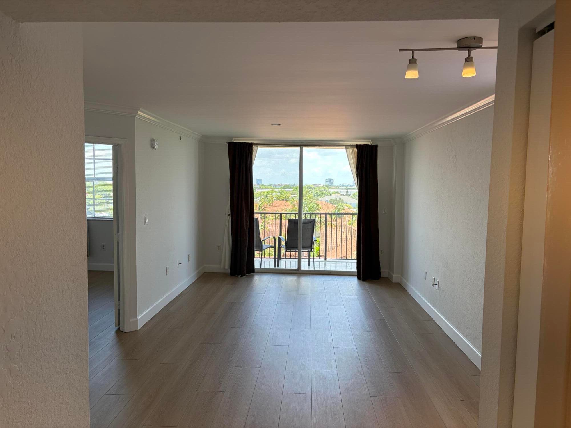 1801 N FLAGLER Drive 824, West Palm Beach, FL 33407