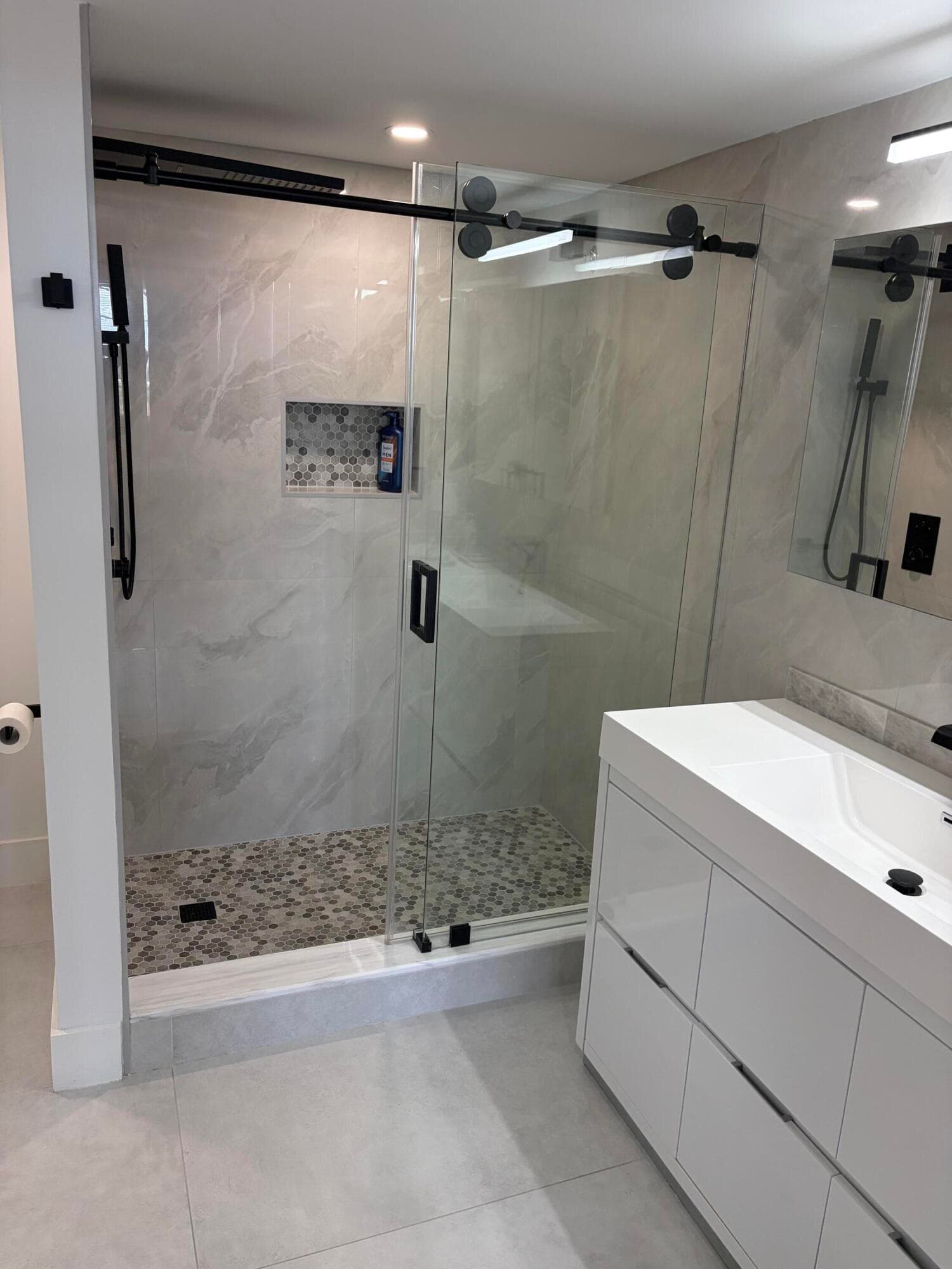 1801 N FLAGLER Drive 824, West Palm Beach, FL 33407 17