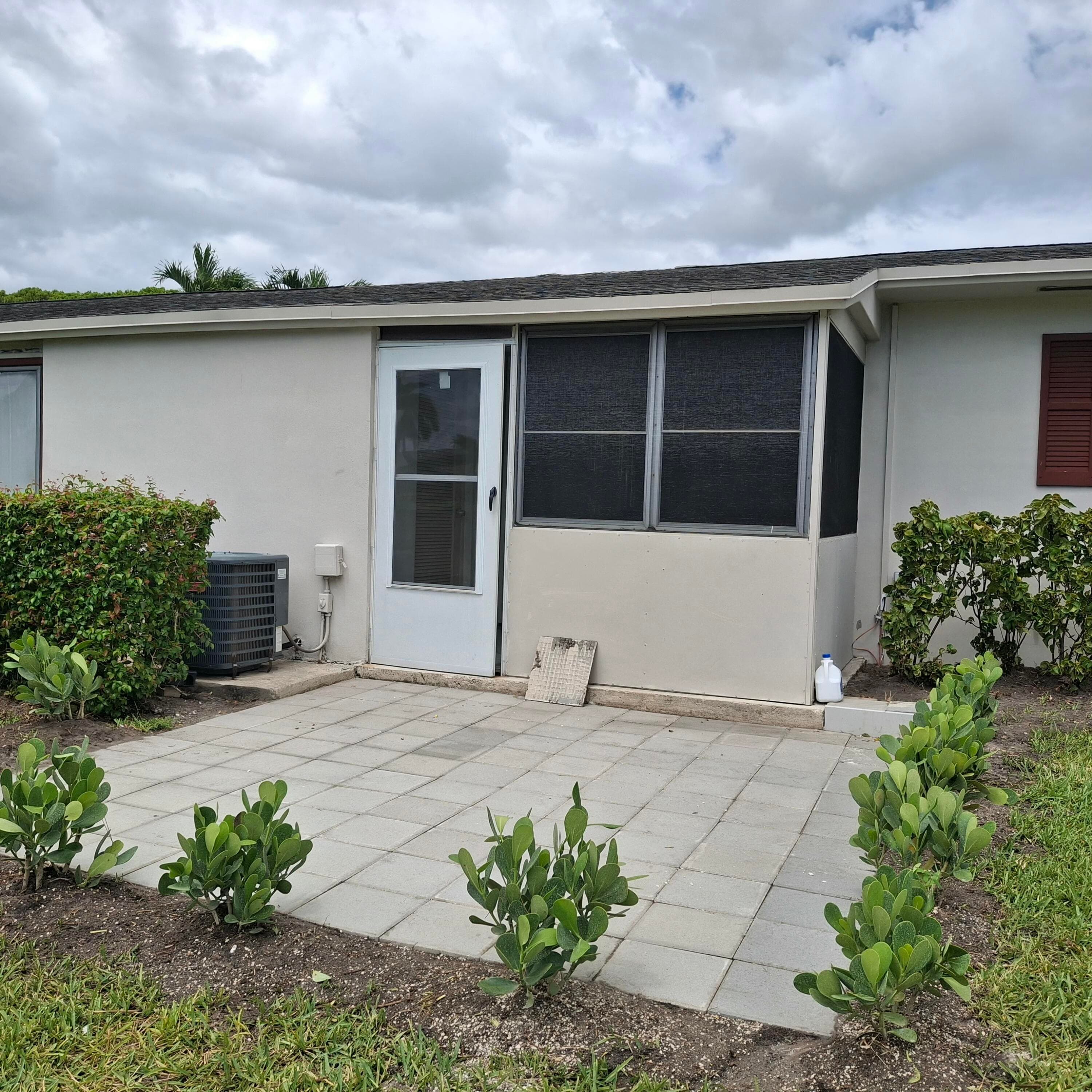 2739 Emory Drive W J, West Palm Beach, FL 33415 21