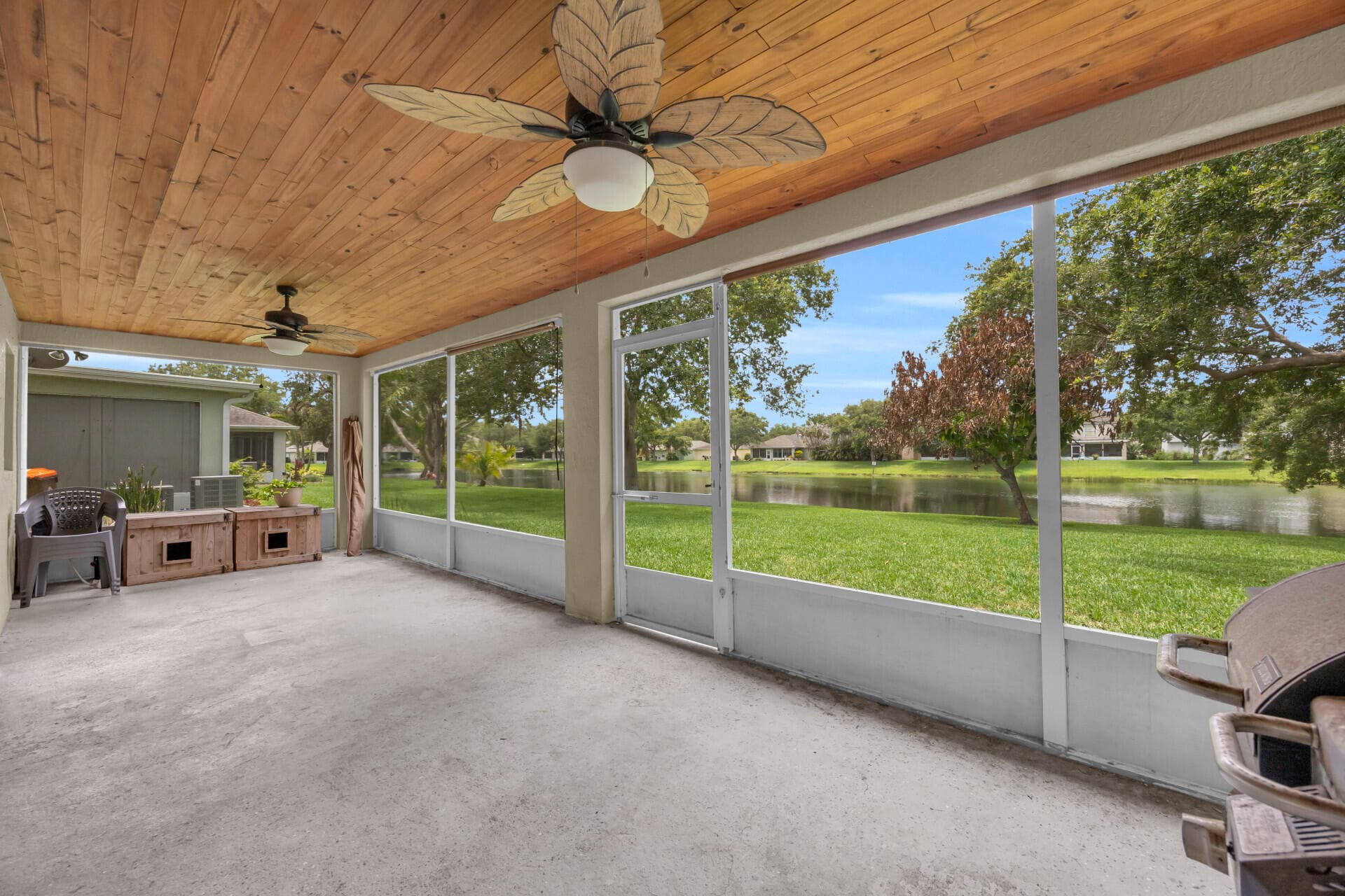 2566 12TH Square SW, Vero Beach, FL 32968 23
