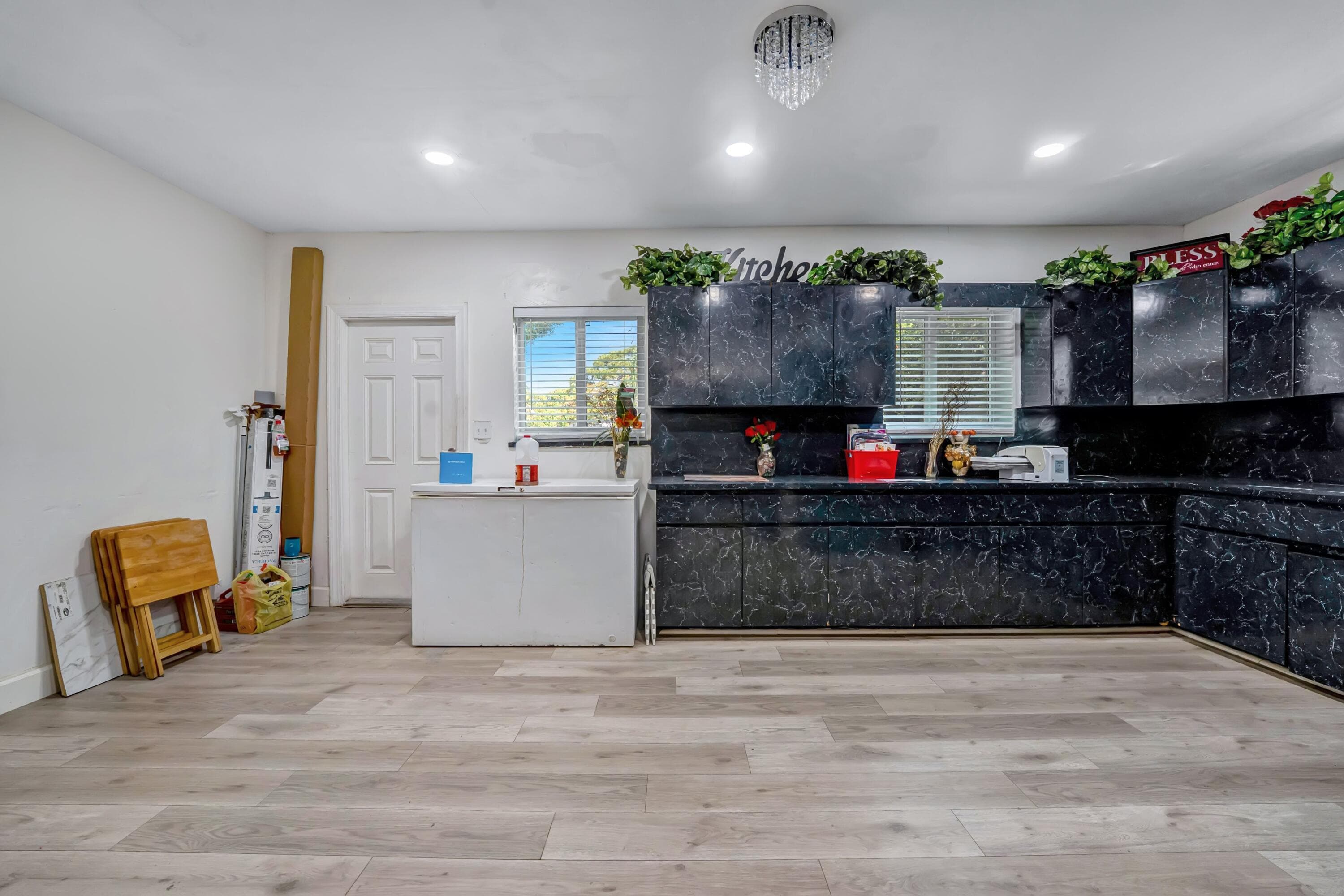 3250 E Glendale Boulevard, Fort Lauderdale, FL 33312 8