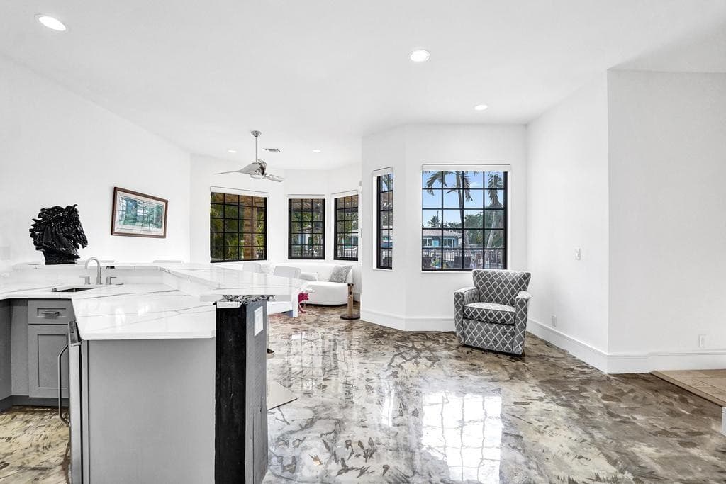 2340 NE 47TH Street, Lighthouse Point, FL 33064 28