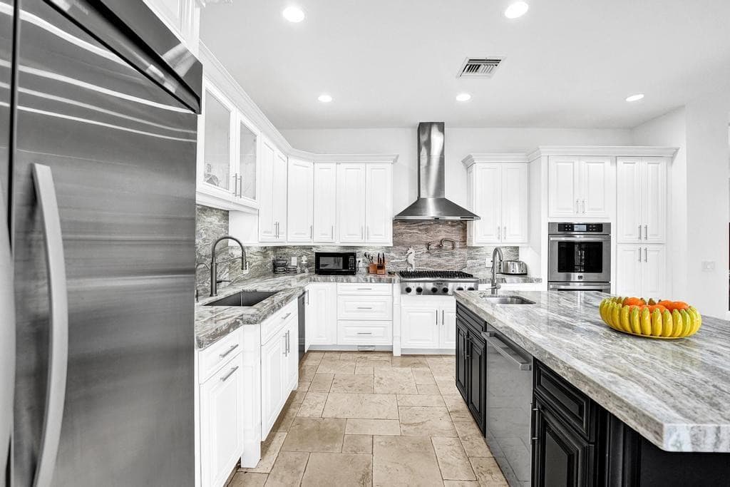 2340 NE 47TH Street, Lighthouse Point, FL 33064 37