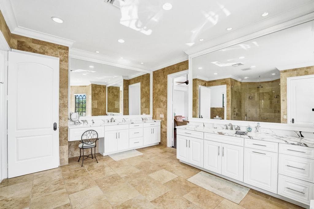 2340 NE 47TH Street, Lighthouse Point, FL 33064 72
