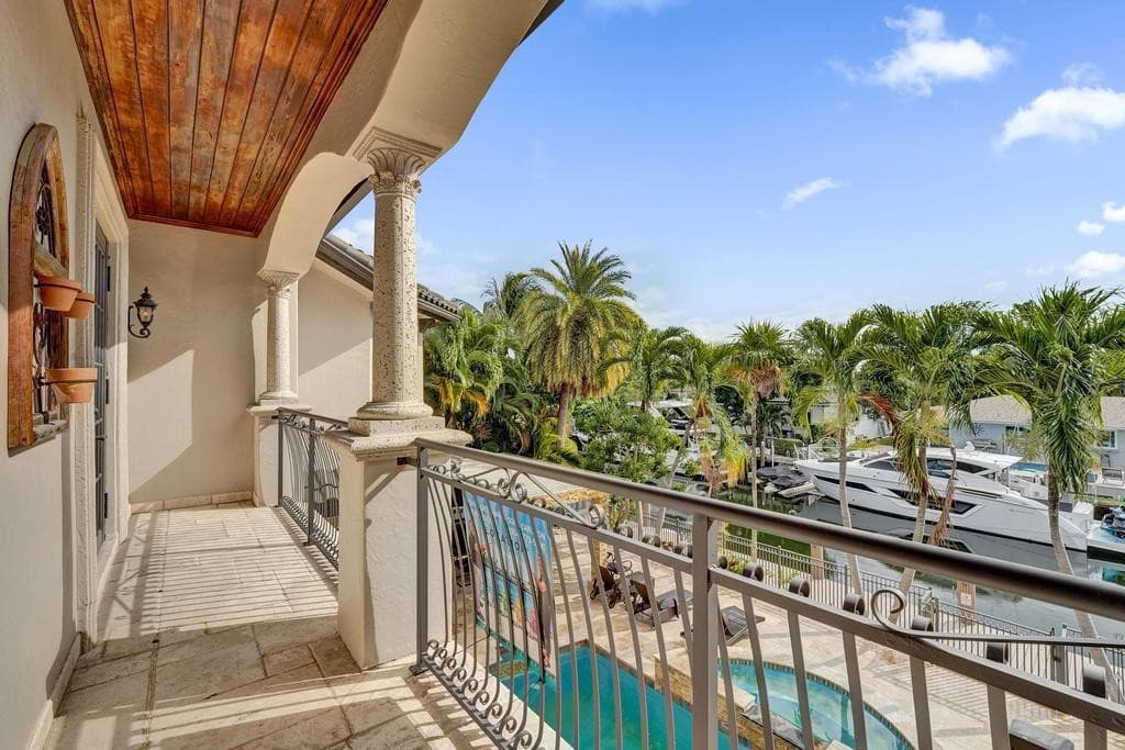 2340 NE 47TH Street, Lighthouse Point, FL 33064 74