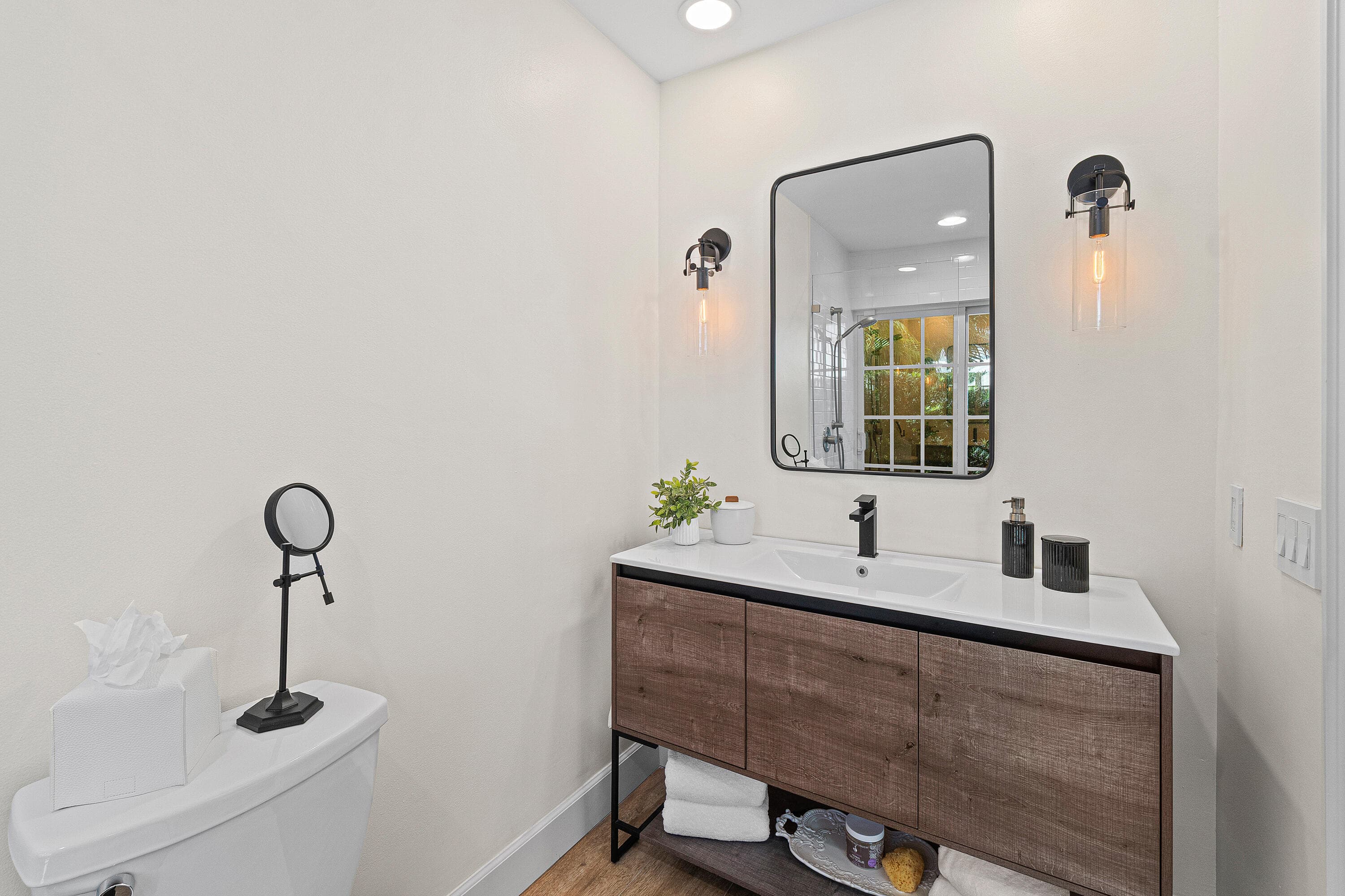 1401 Hummingbird Drive, Delray Beach, FL 33444 29