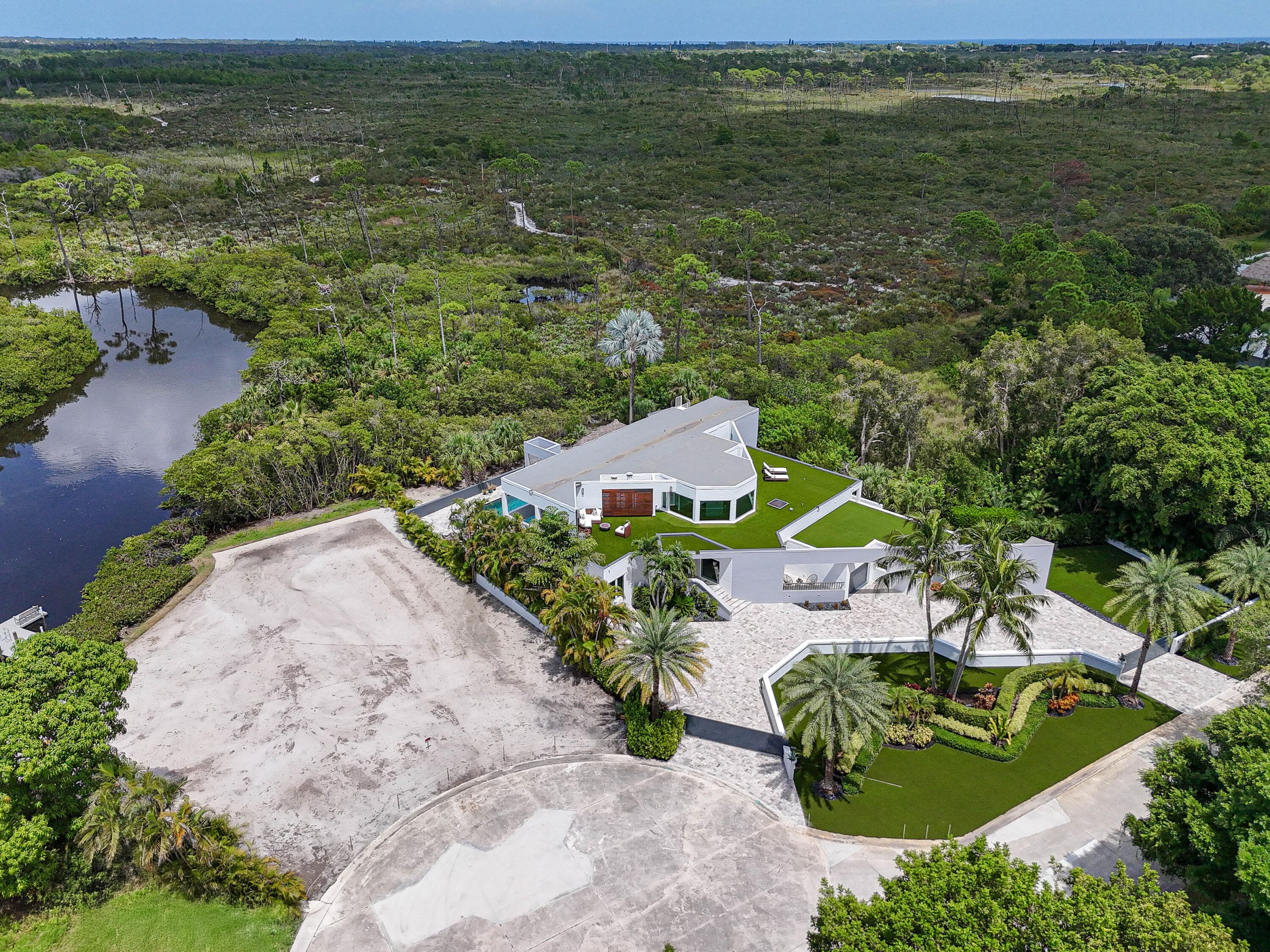 10541 SE Le Parc, Jupiter, FL 33469 8