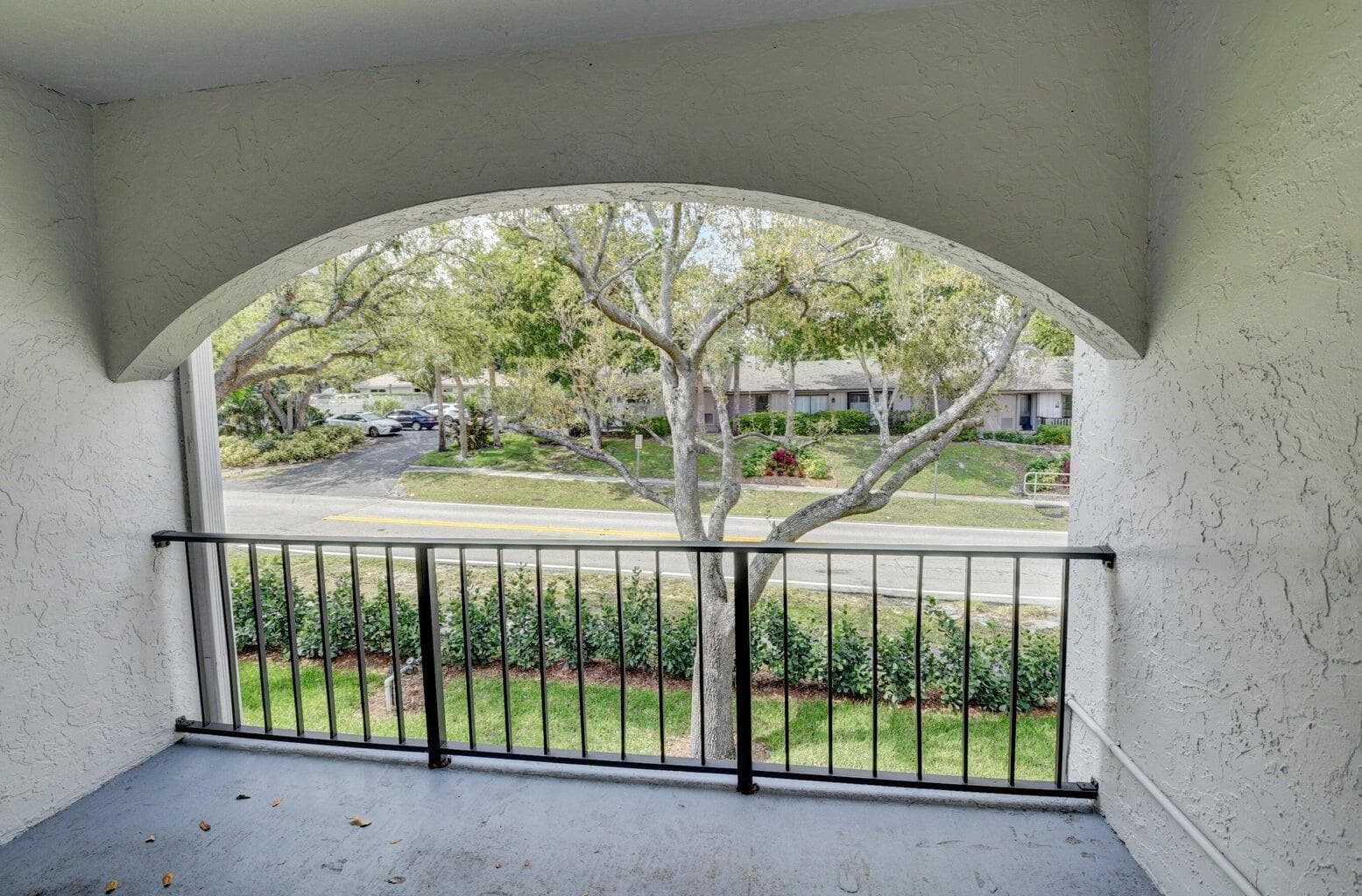 398 W Camino Real 6, Boca Raton, FL 33432 13
