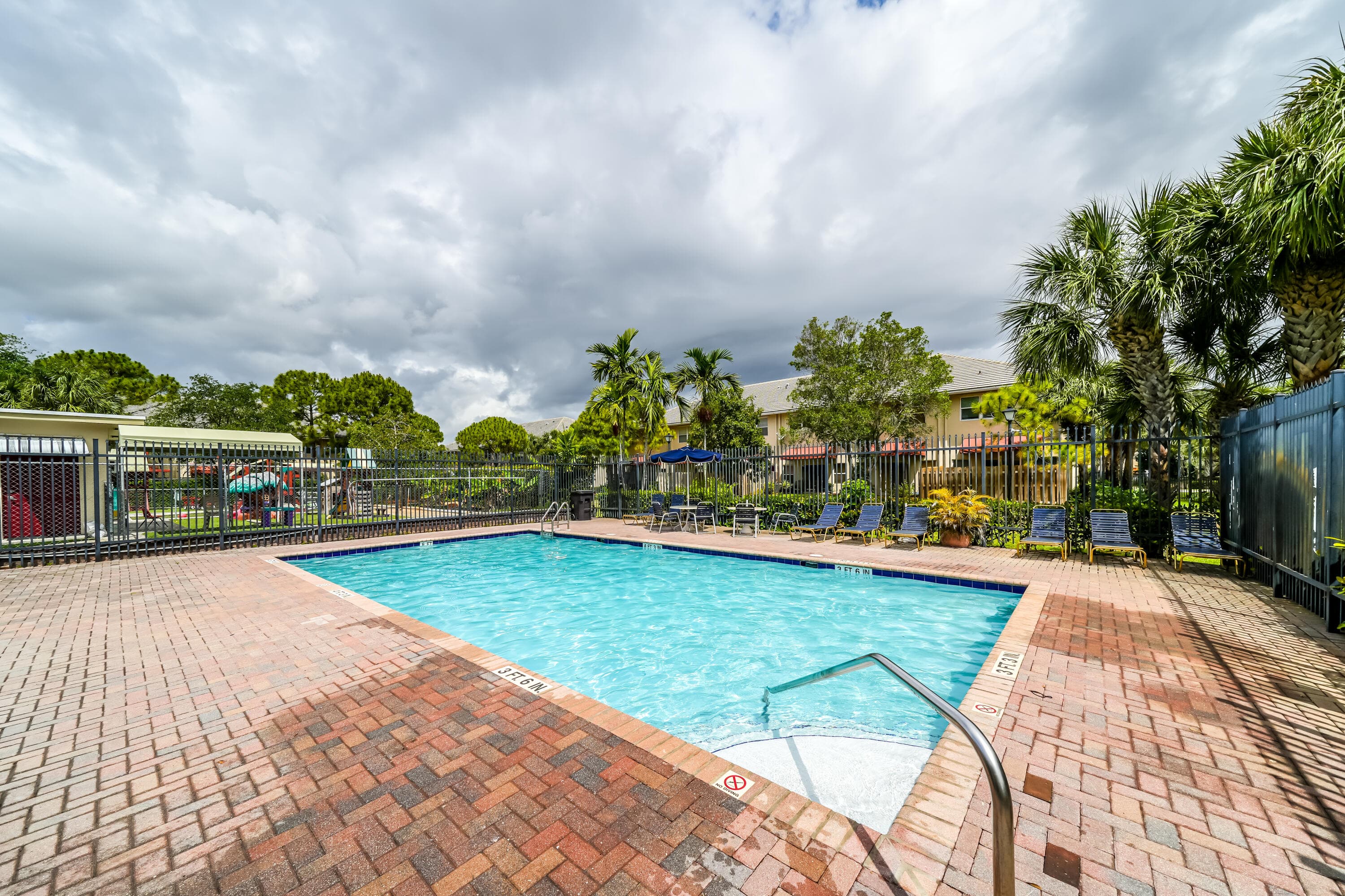 3317 NW 29TH Court, Lauderdale Lakes, FL 33311 32