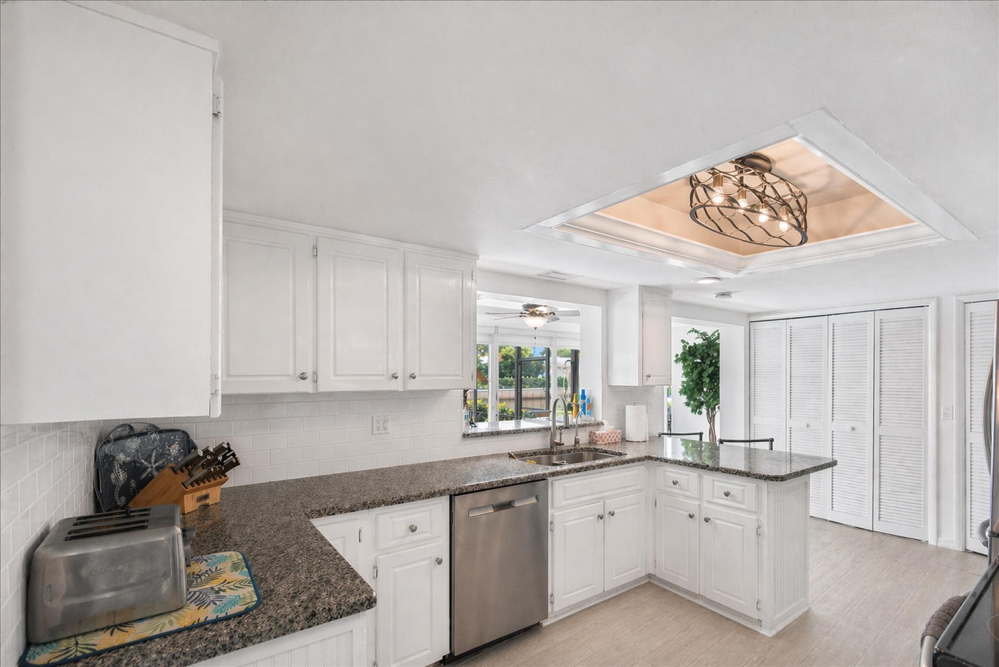 2066 5TH Court SE, Vero Beach, FL 32962 12