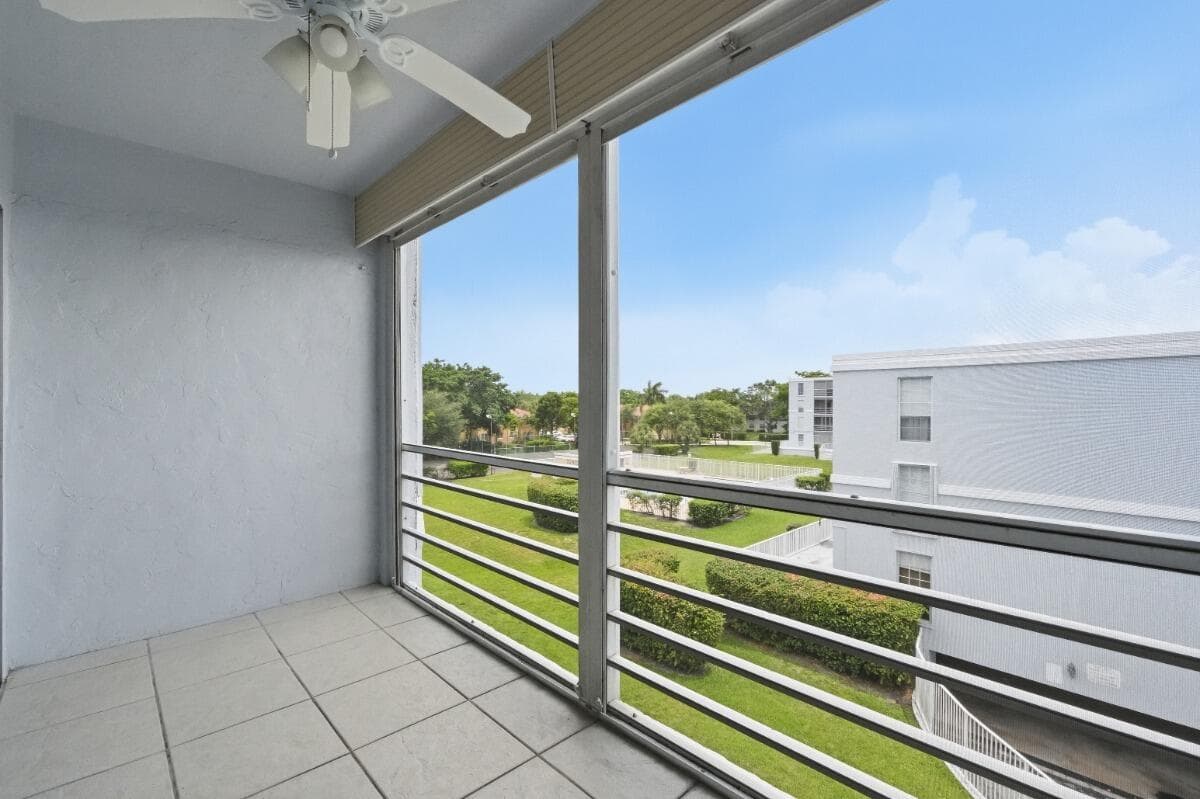 7980 N French Drive Unit 3-305, Pembroke Pines, FL 33024 26