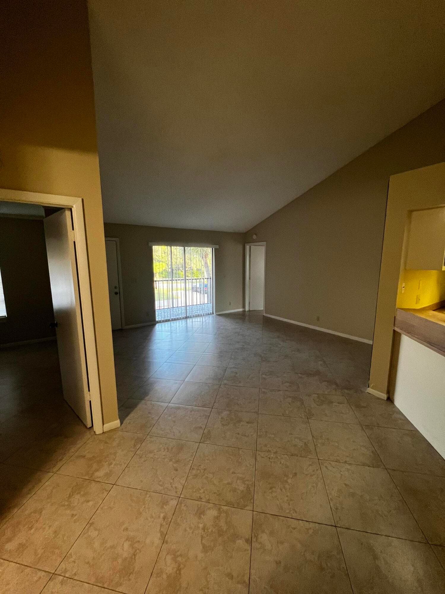 4215 S 57th Avenue E, Greenacres, FL 33463 3