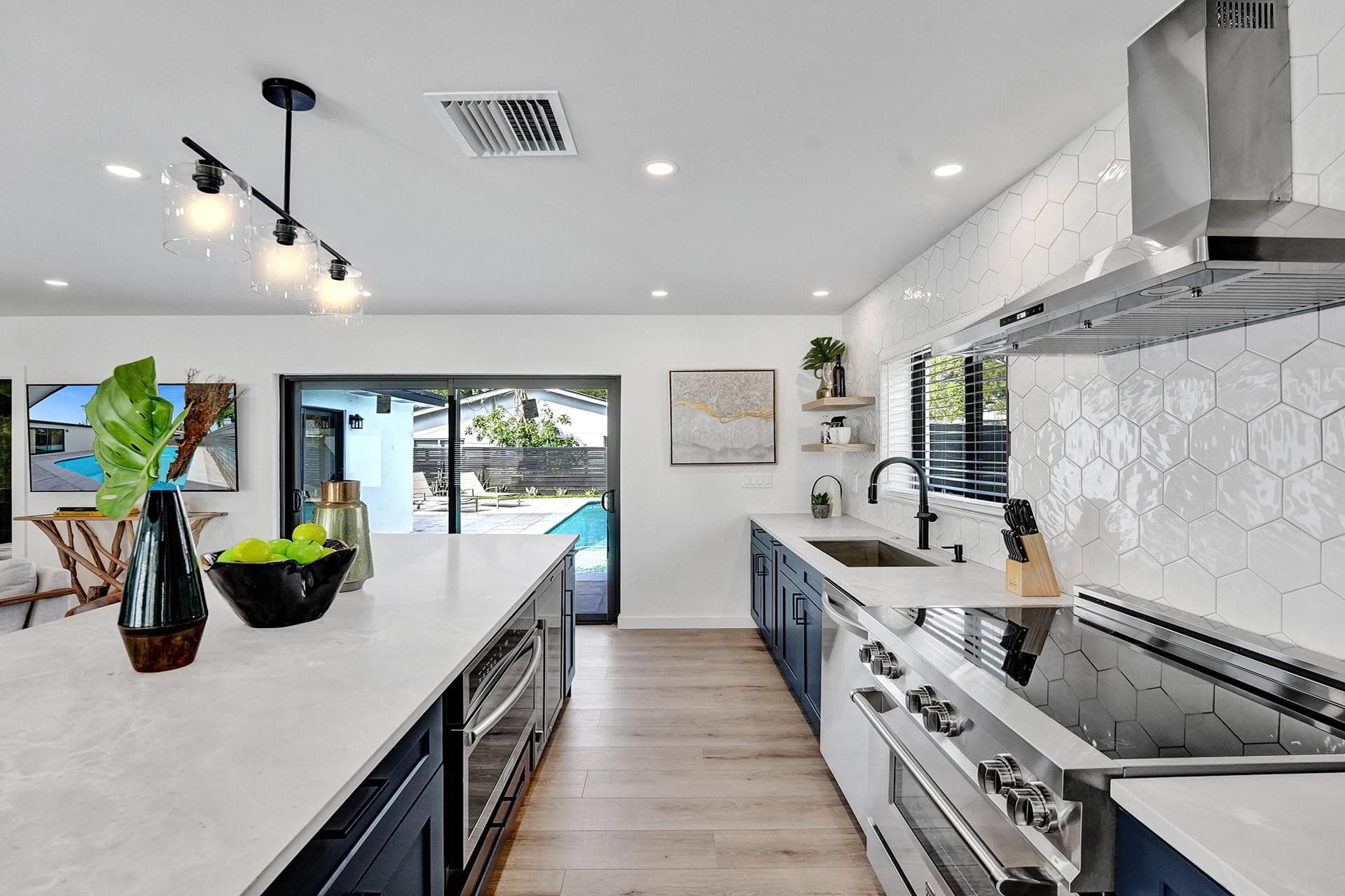 5501 NE 18TH Terrace, Fort Lauderdale, FL 33308 18