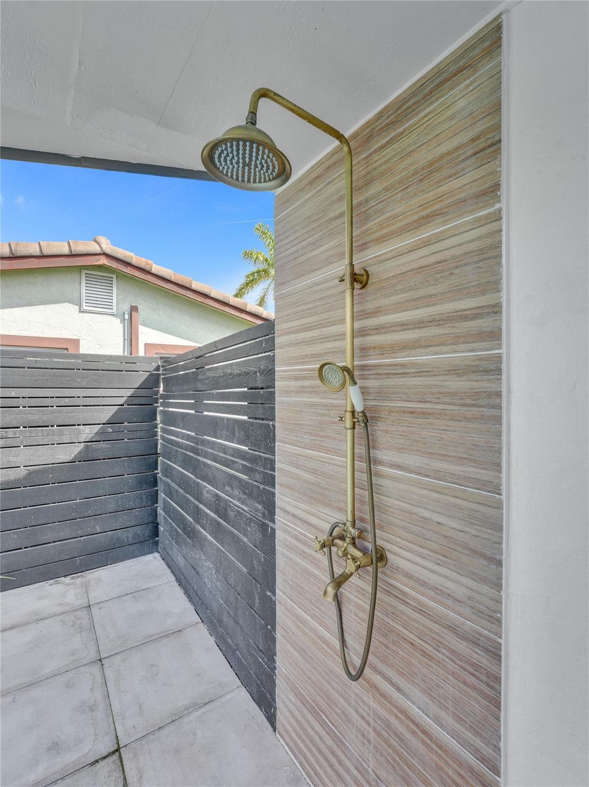 5501 NE 18TH Terrace, Fort Lauderdale, FL 33308 56