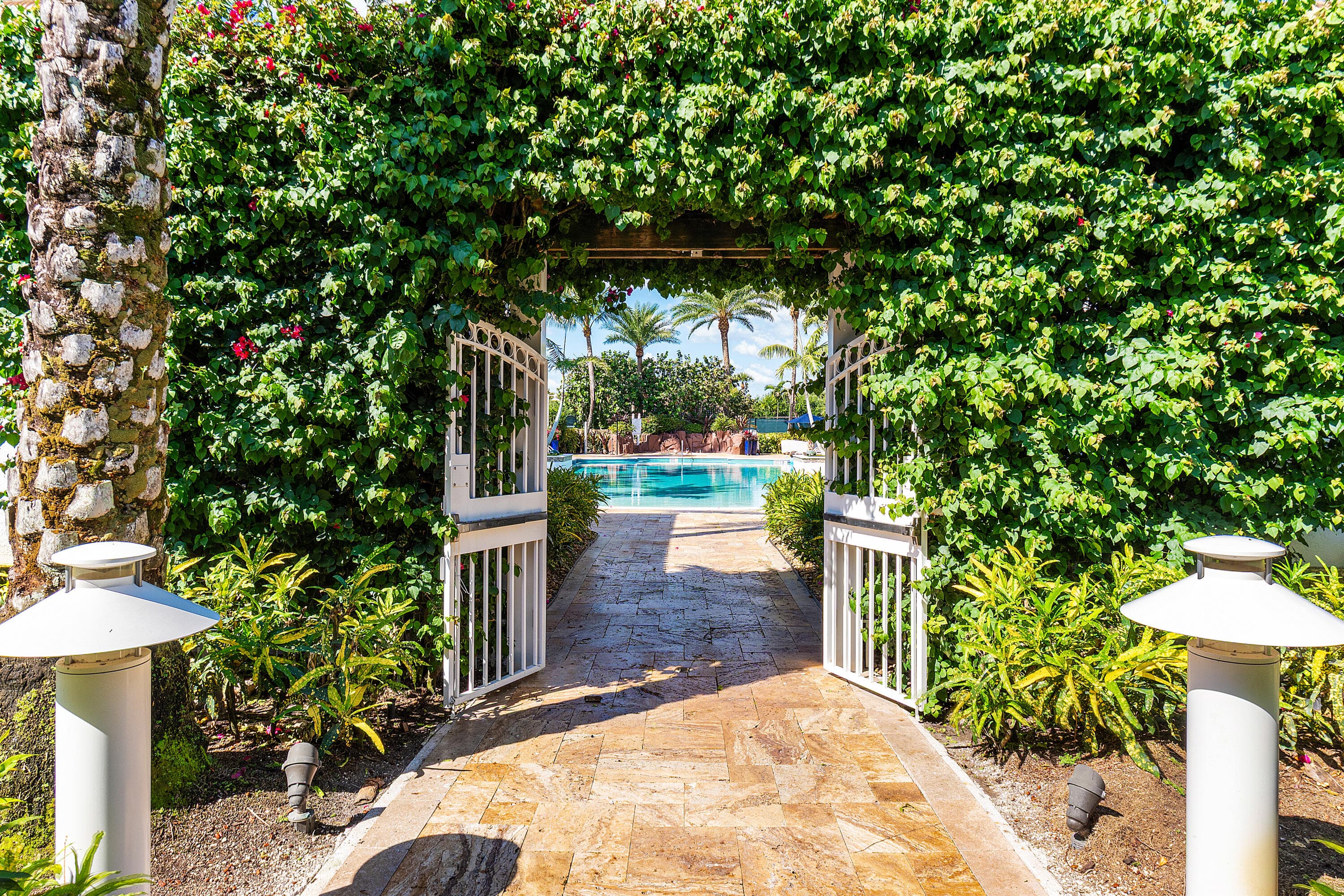 4752 BOCAIRE Boulevard, Boca Raton, FL 33487 13