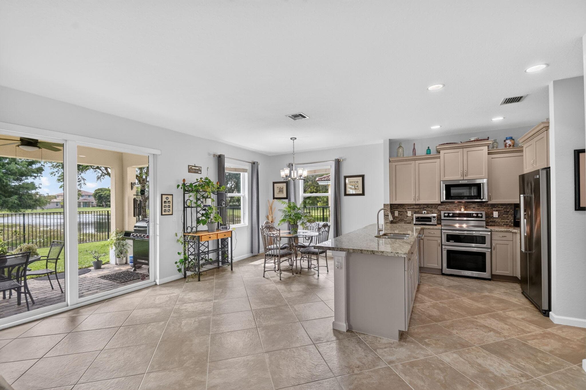 5652 Caranday Palm Drive, Greenacres, FL 33463 12