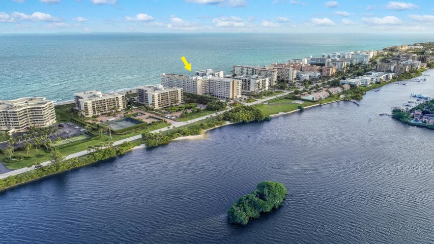 3450 S Ocean Boulevard 418, Palm Beach, FL 33480 32