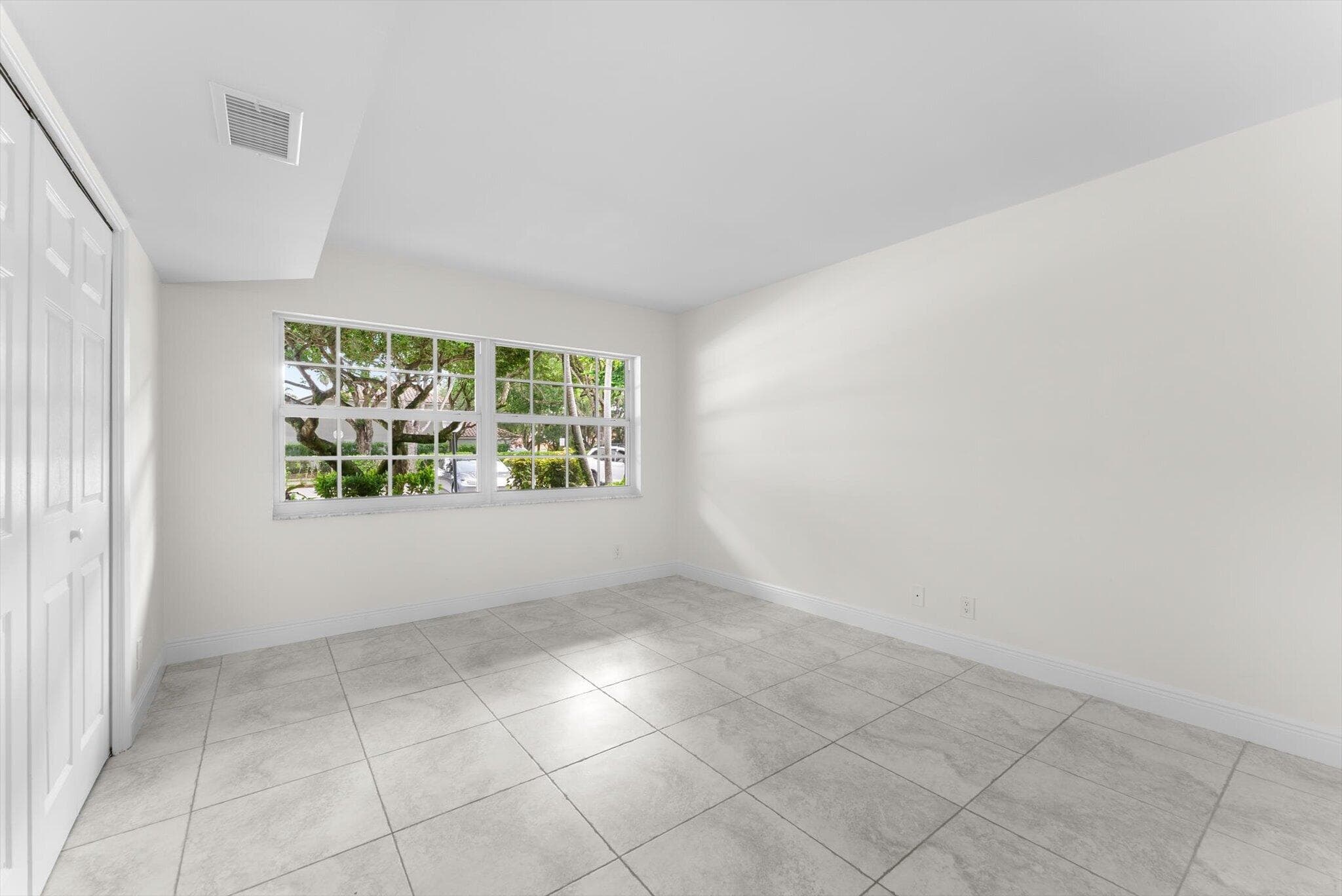 4240 OAKS Terrace 103, Pompano Beach, FL 33069 23