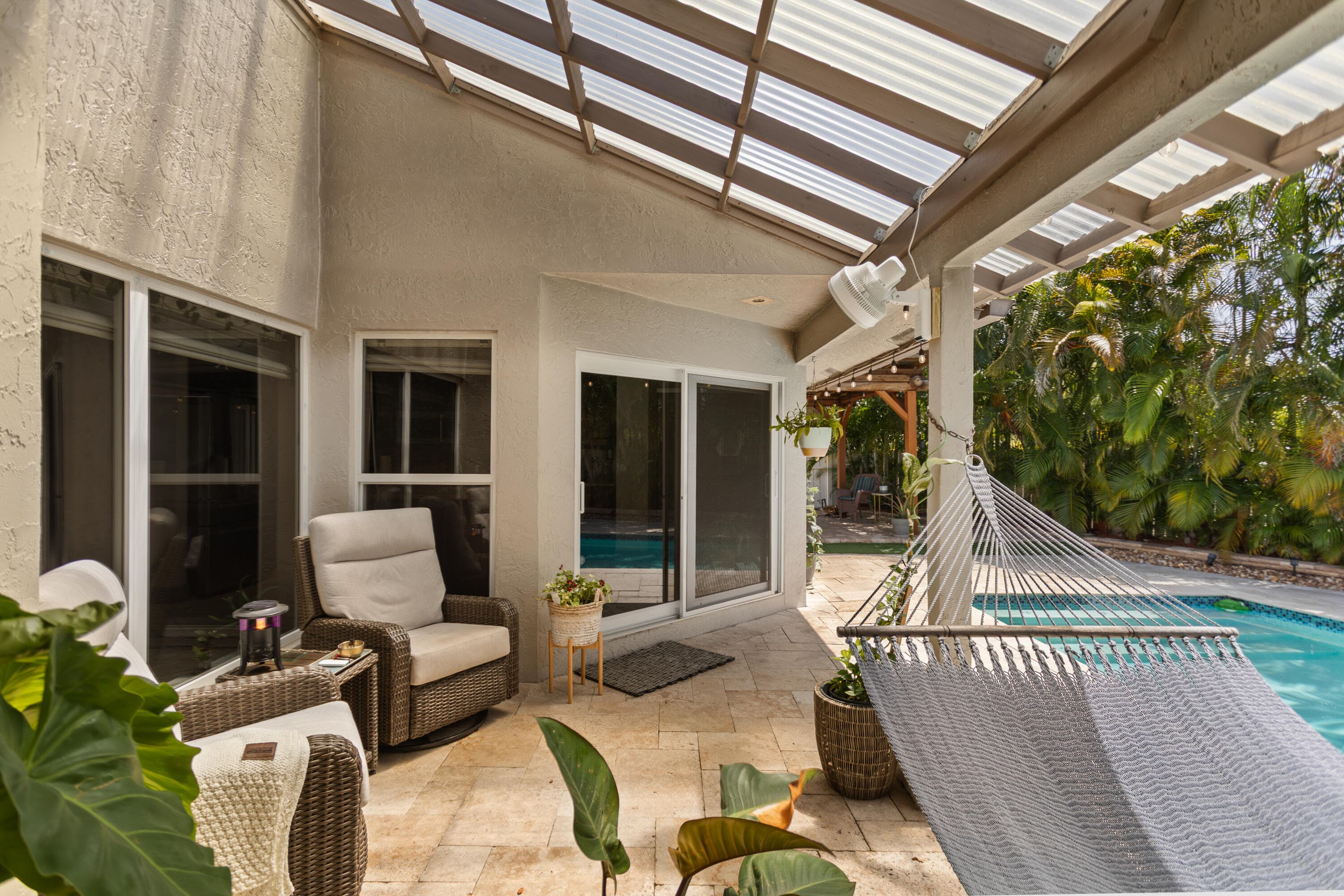 4050 NW 7th Lane, Delray Beach, FL 33445 49