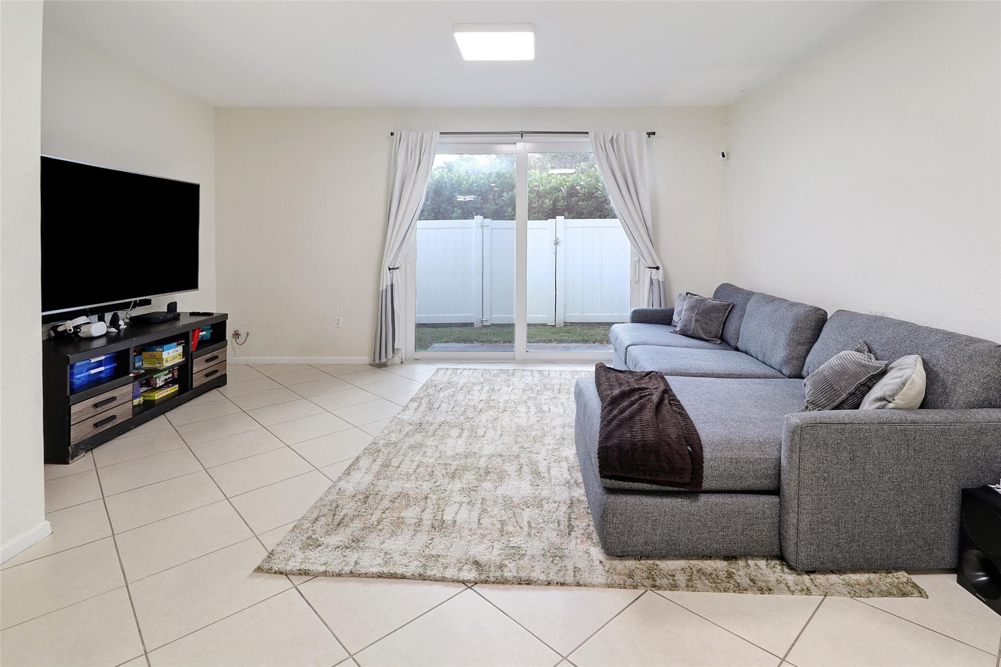 8106 Prestige Commons Drive 8106, Tamarac, FL 33321 7