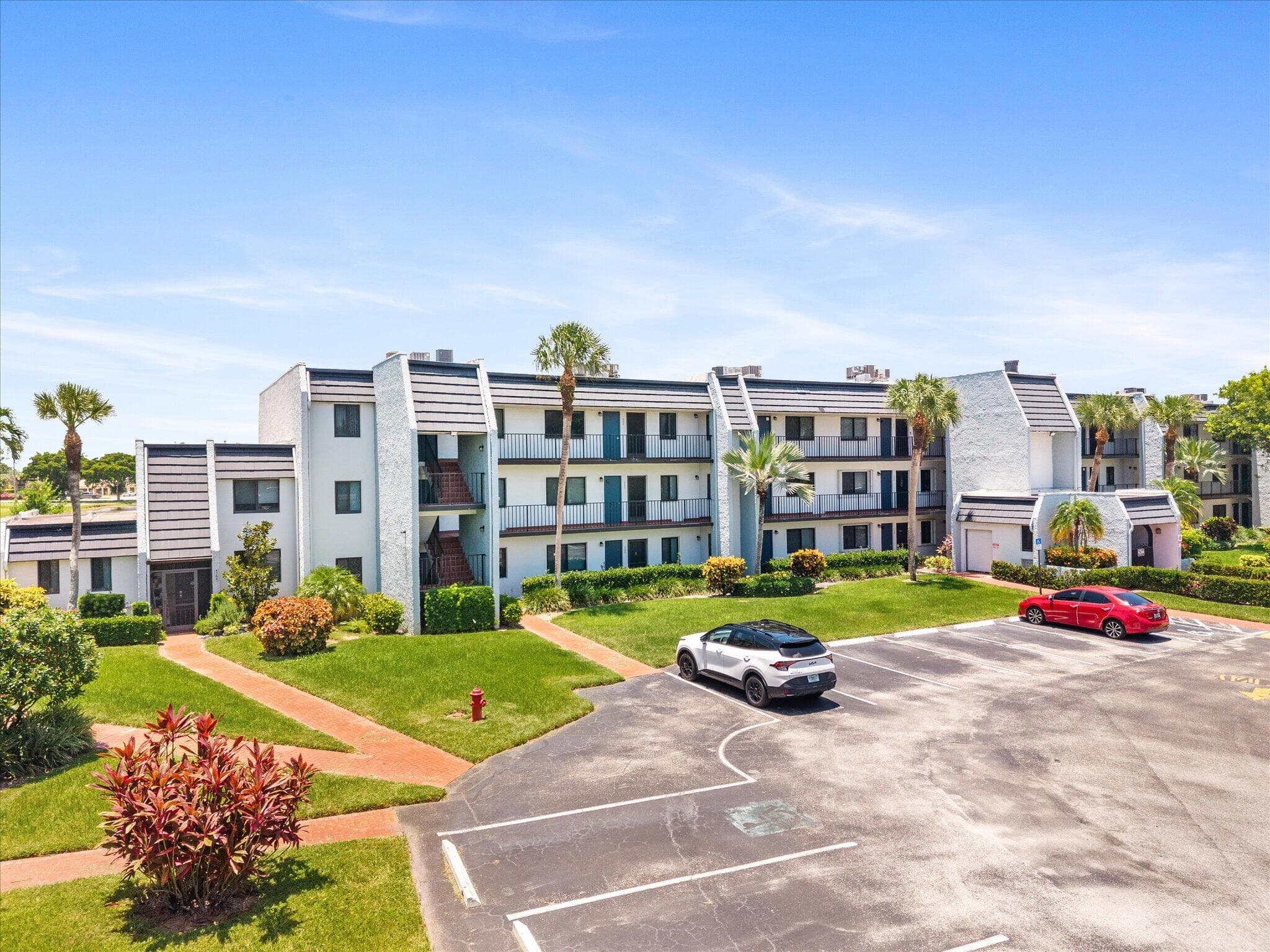 4266 Deste Court 302, Lake Worth, FL 33467 29