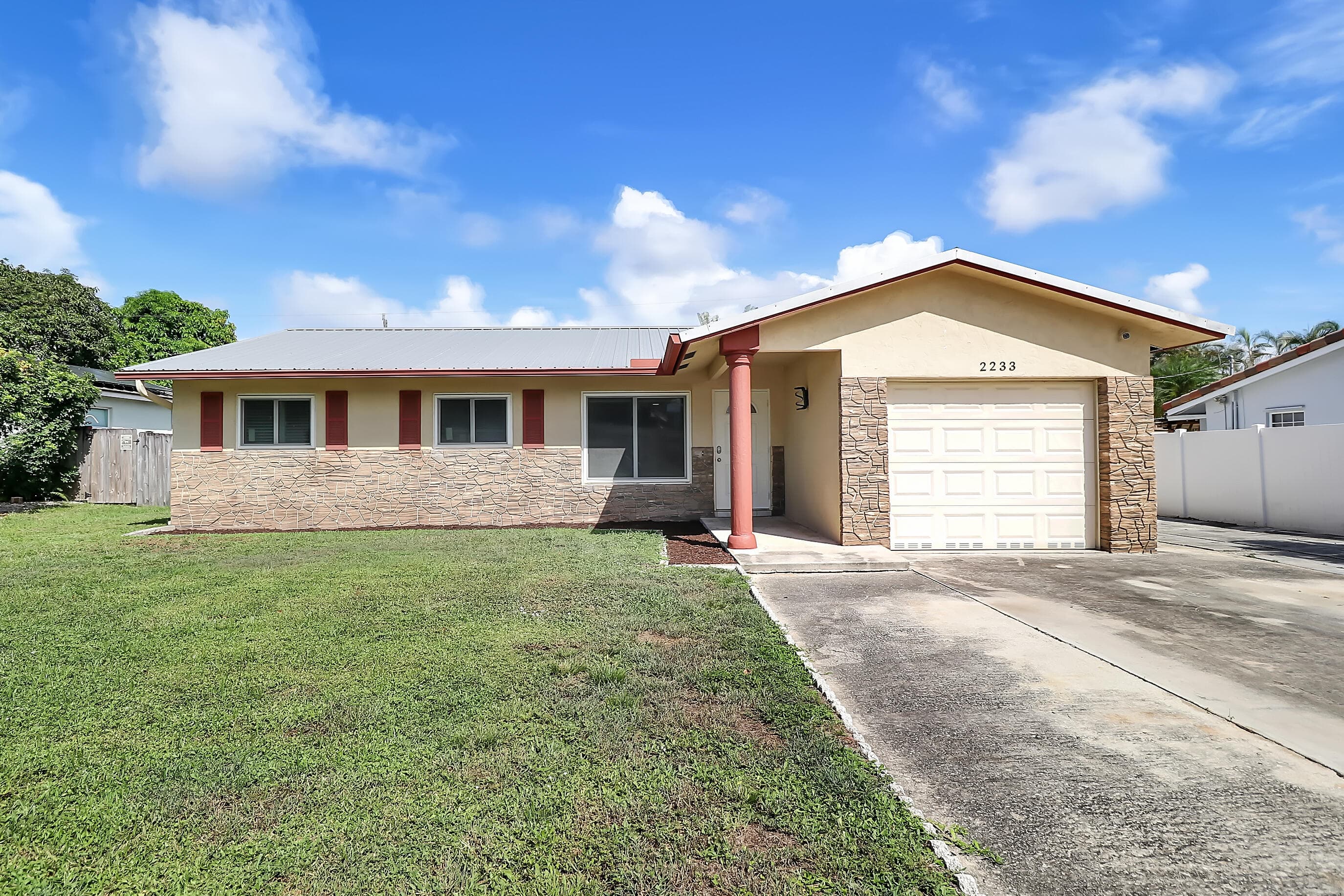 2233 NW 3rd Avenue, Boca Raton, FL 33431 2