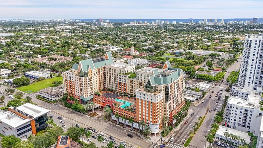 110 N Federal Highway 501, Fort Lauderdale, FL 33301 55