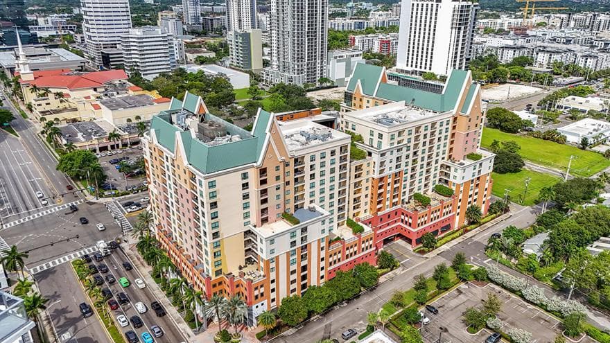 110 N Federal Highway 501, Fort Lauderdale, FL 33301 57