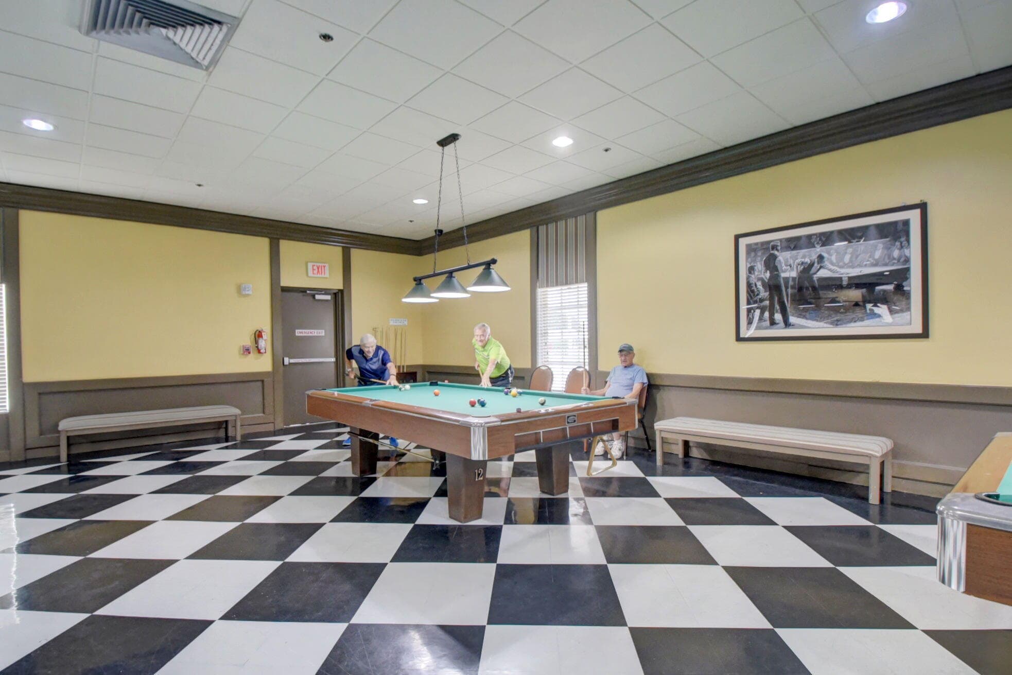 65 Saxony B, Delray Beach, FL 33446 23