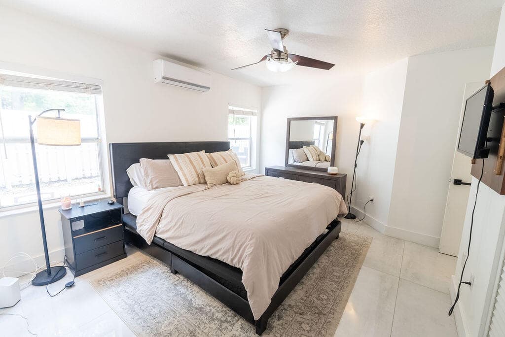 1284 NW 125th Terrace, Sunrise, FL 33323 69