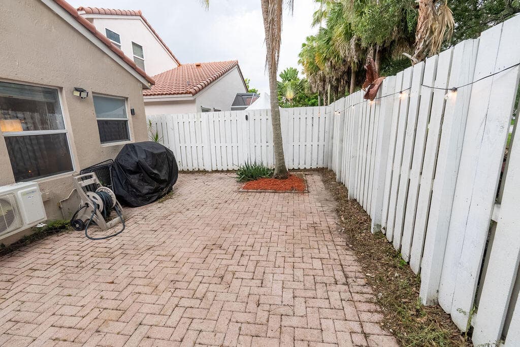 1284 NW 125th Terrace, Sunrise, FL 33323 81