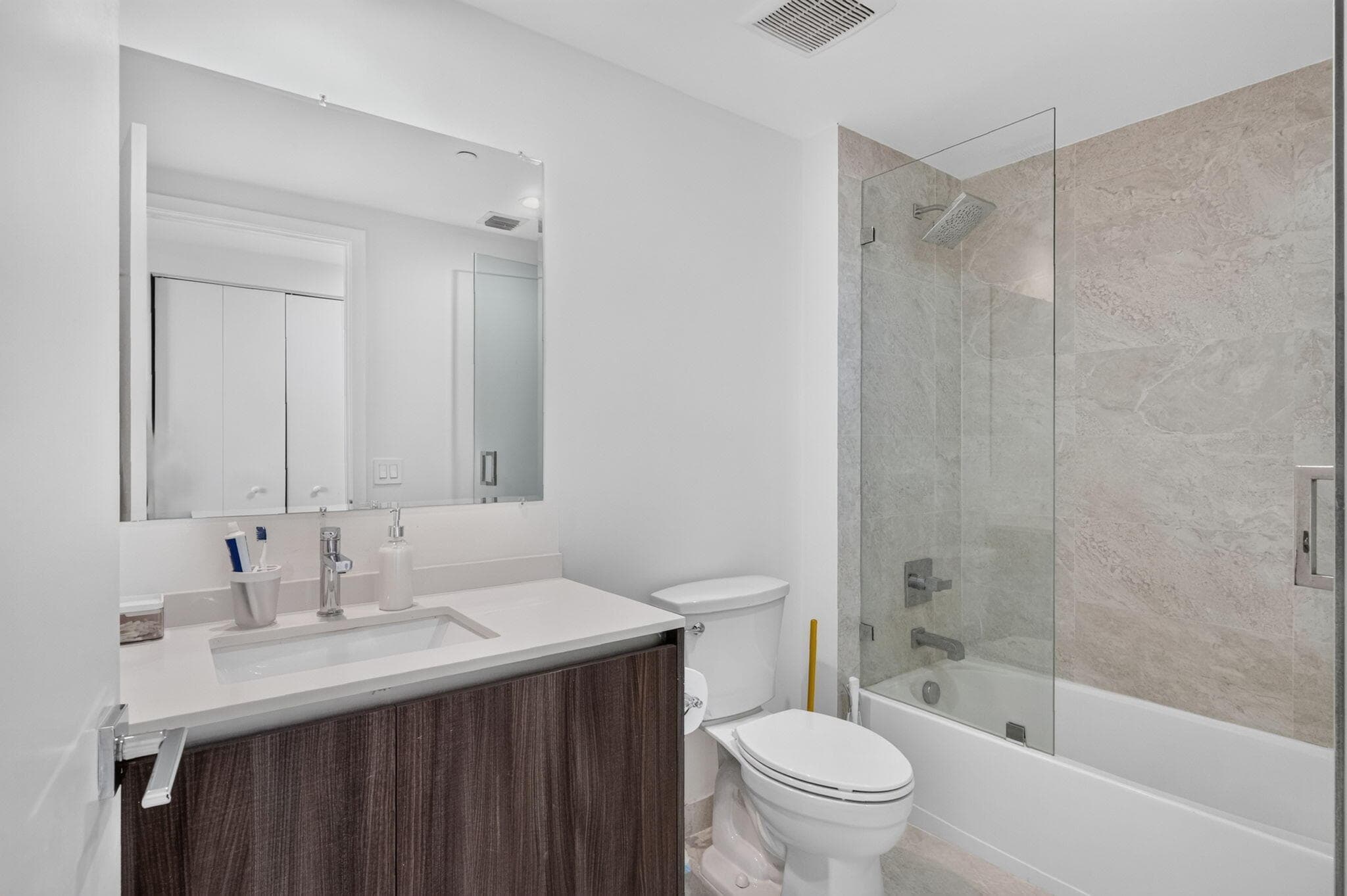 488 NE 18th Street 1515, Miami, FL 33132 41