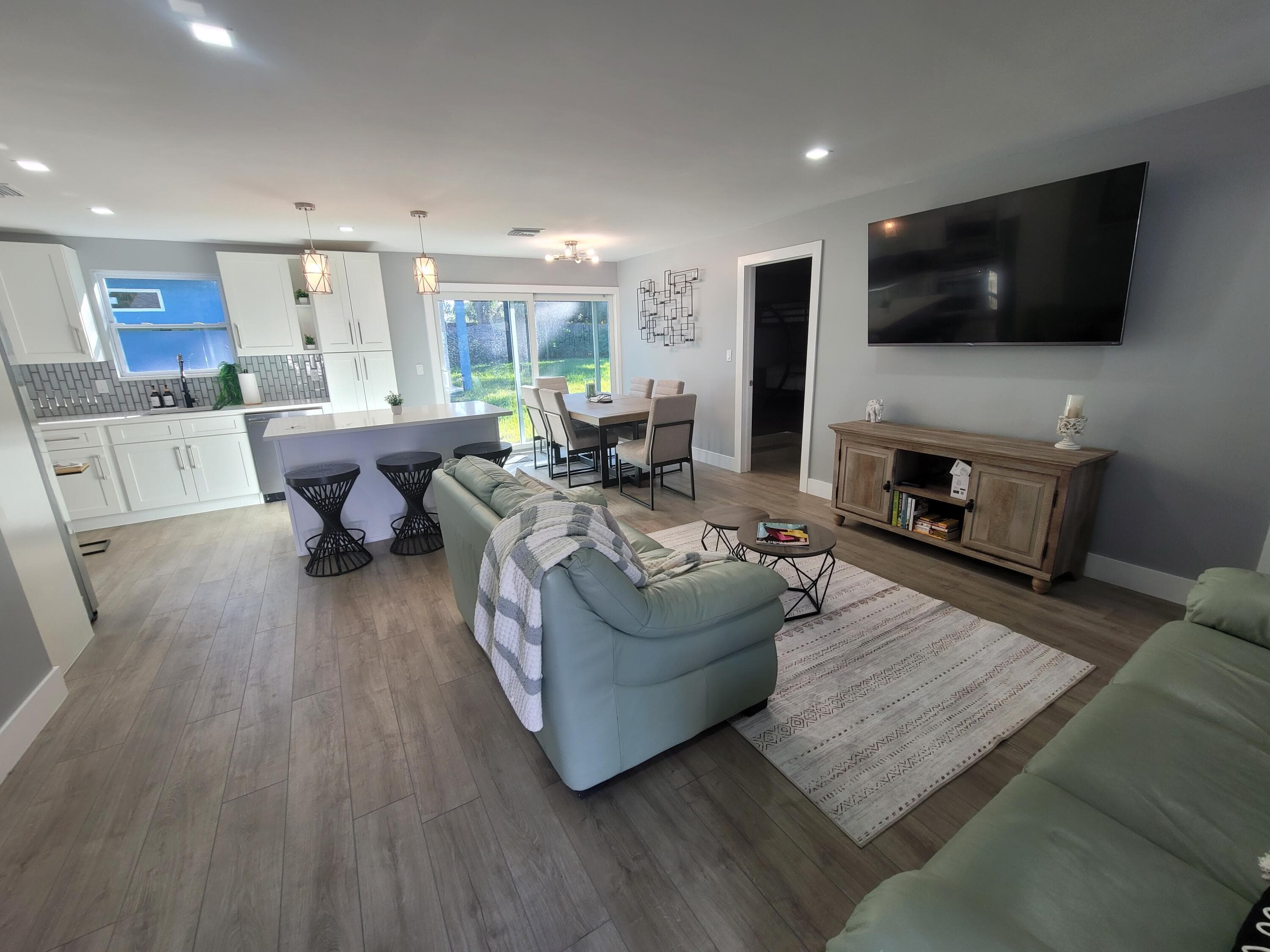 106 E Chandler Road, West Palm Beach, FL 33406 38