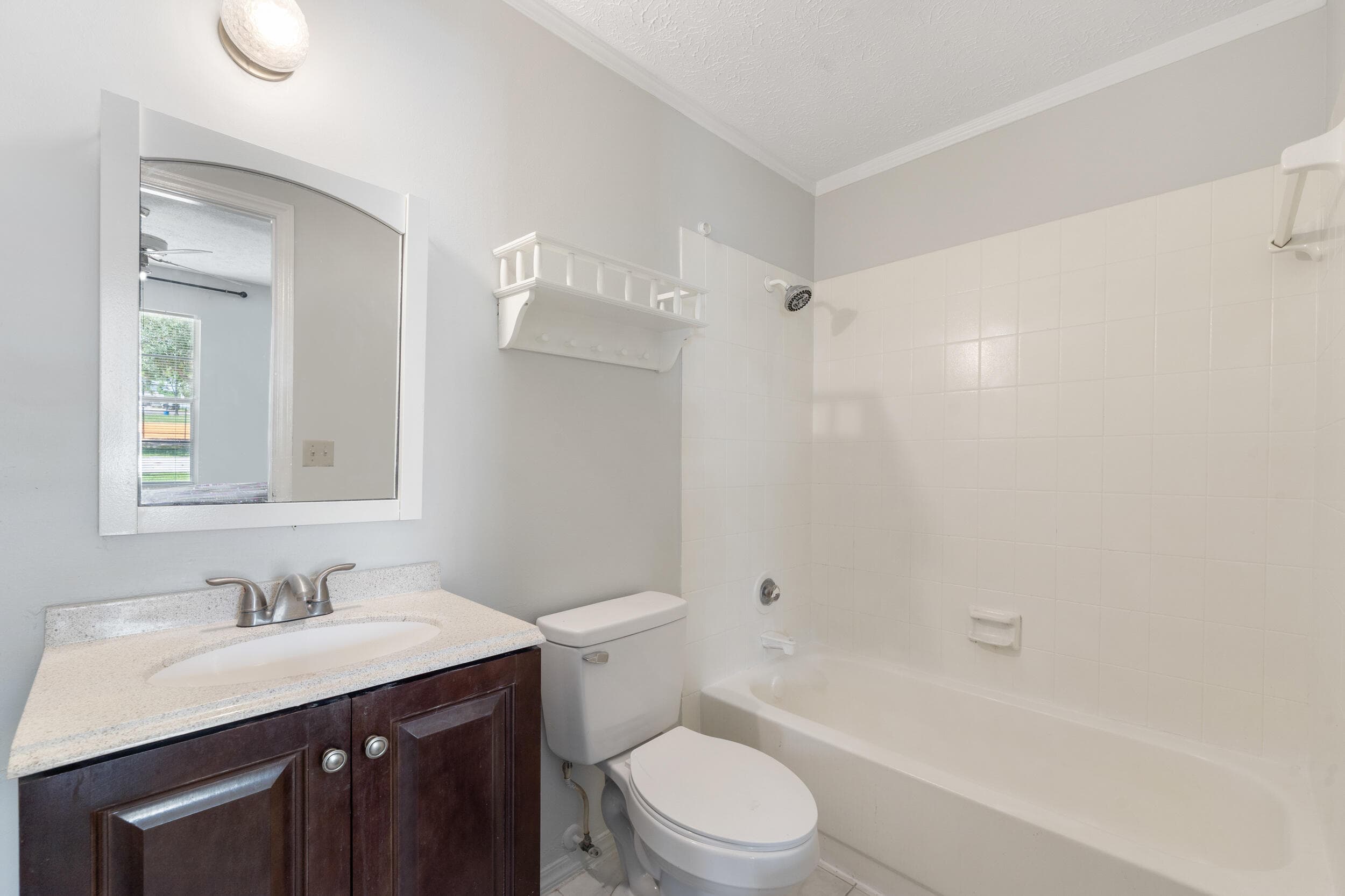 636 SW EYERLY Avenue, Port St. Lucie, FL 34983 19