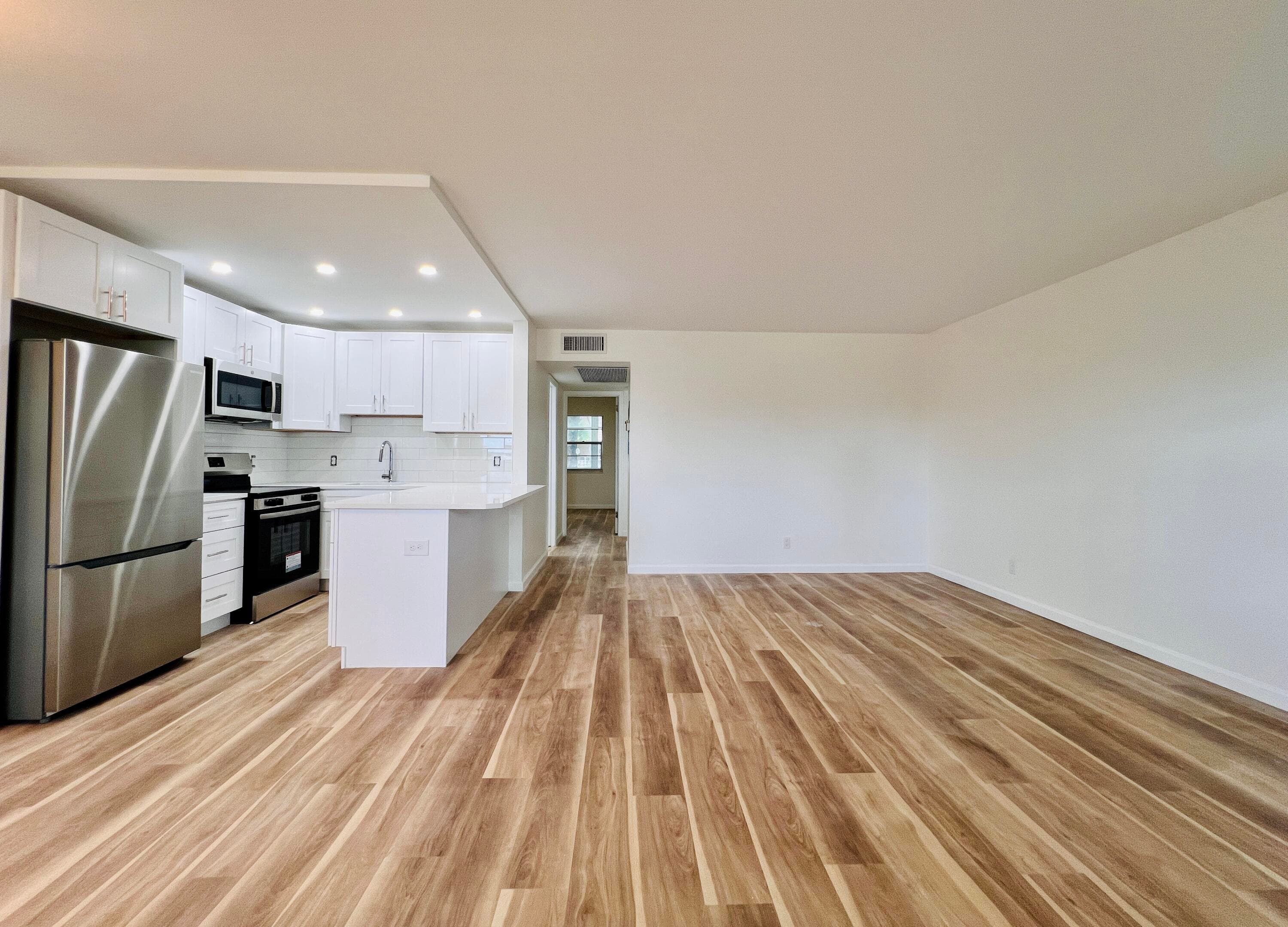5 Hastings A, West Palm Beach, FL 33417