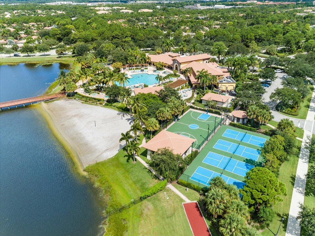 315 September Street, Palm Beach Gardens, FL 33410 50