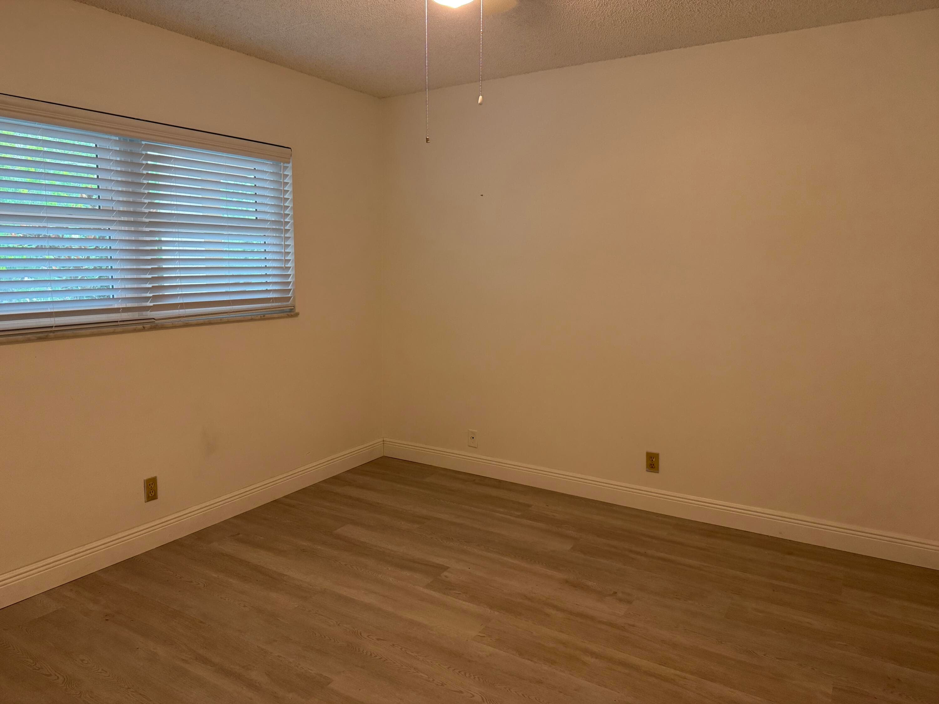 1035 COUNTRY CLUB Drive 303, Margate, FL 33063 15
