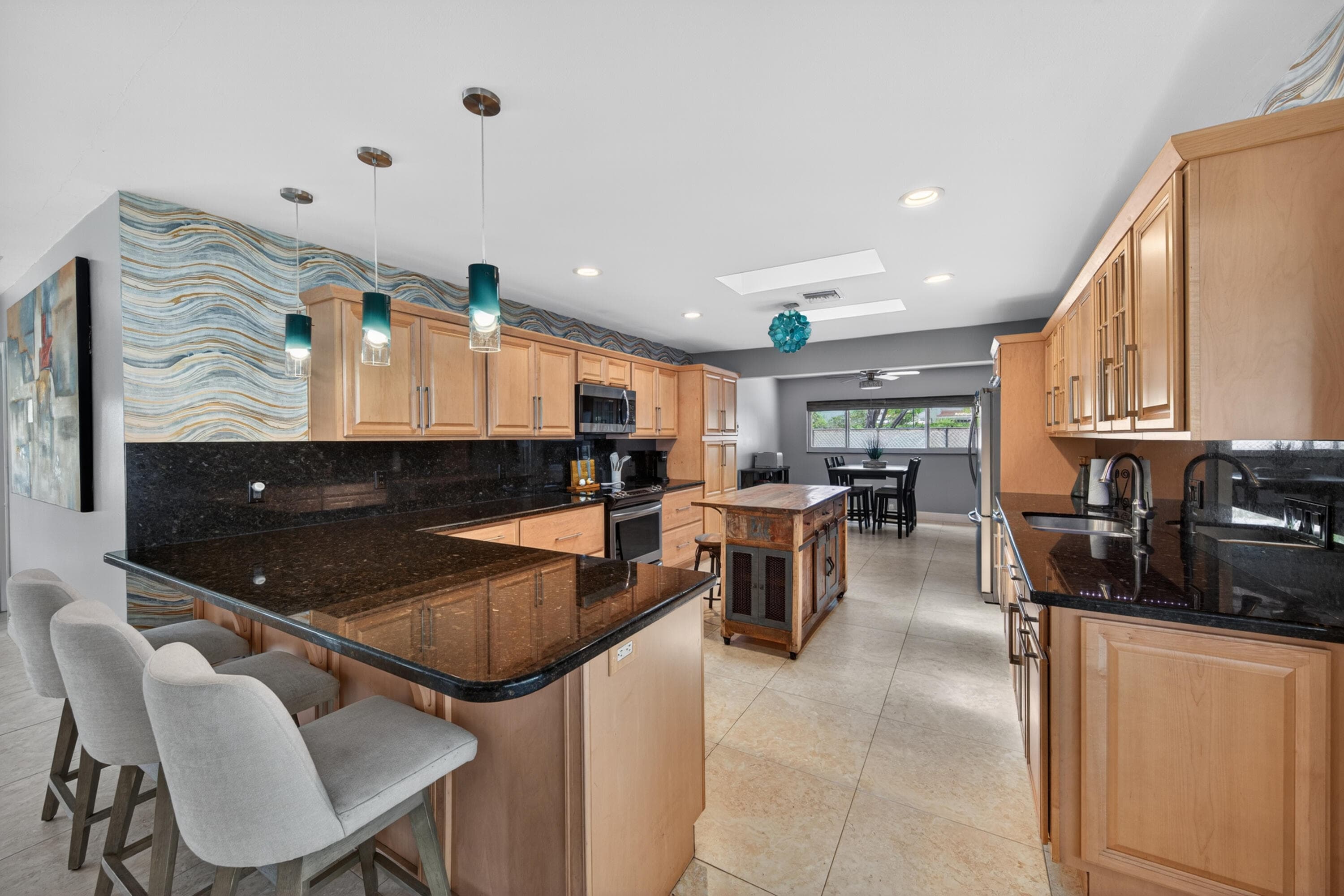 1571 SE 24TH Avenue, Pompano Beach, FL 33062 9