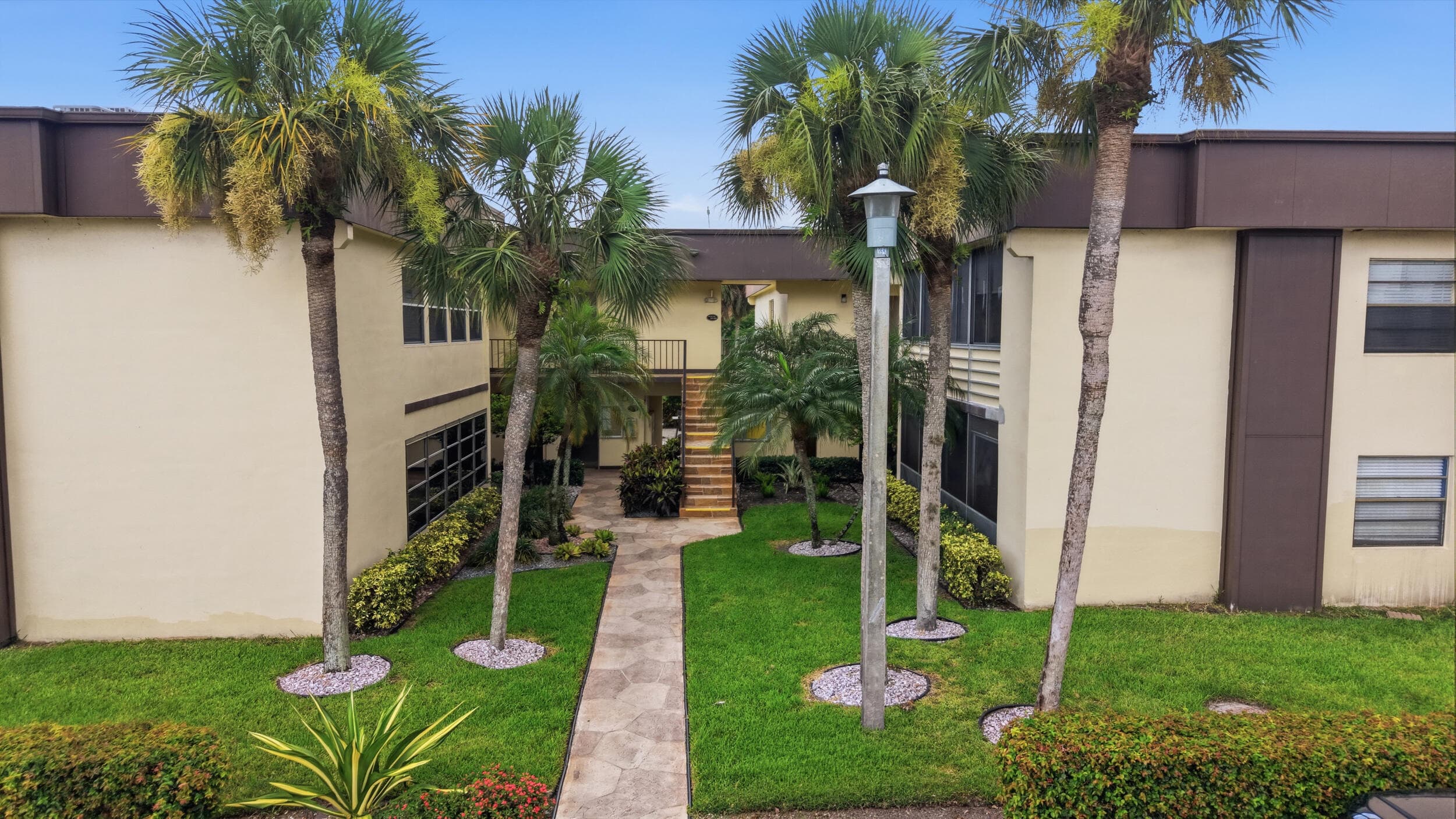 226 Capri E 226, Delray Beach, FL 33484 34