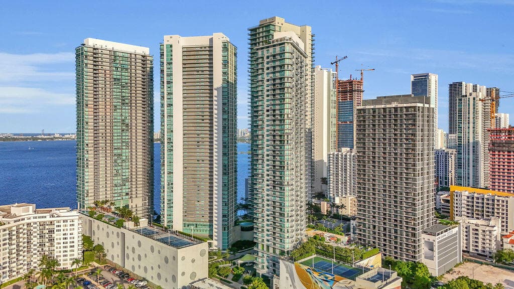 3131 NE 7th Avenue 2206, Miami, FL 33137 35