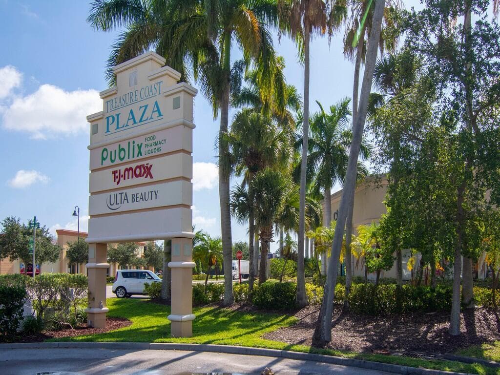 2333 Indian River Boulevard, Vero Beach, FL 32960 20