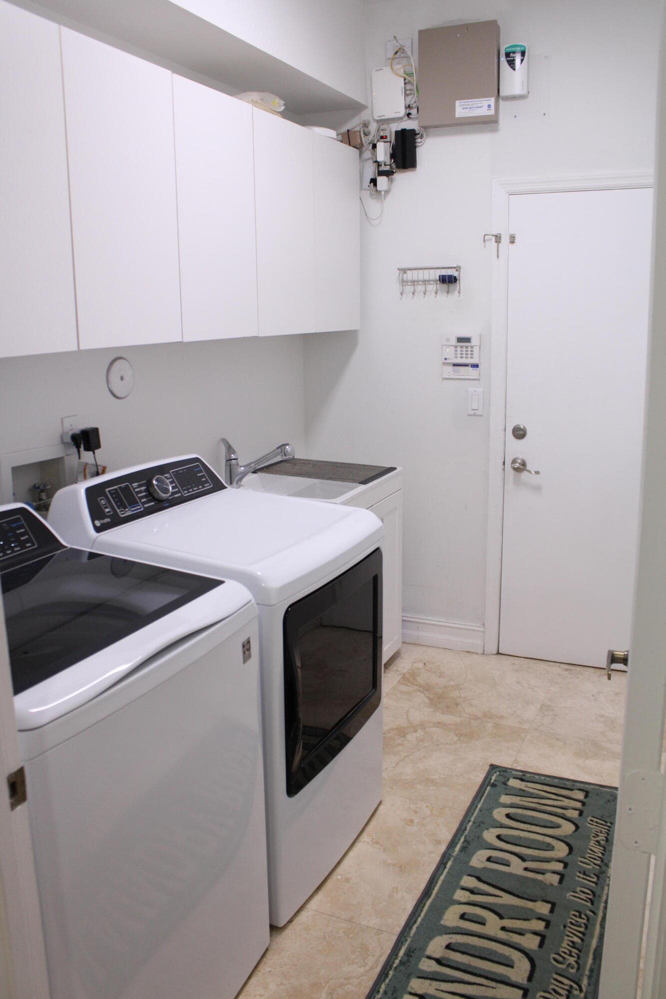 12944 NW 21ST Street, Pembroke Pines, FL 33028 48