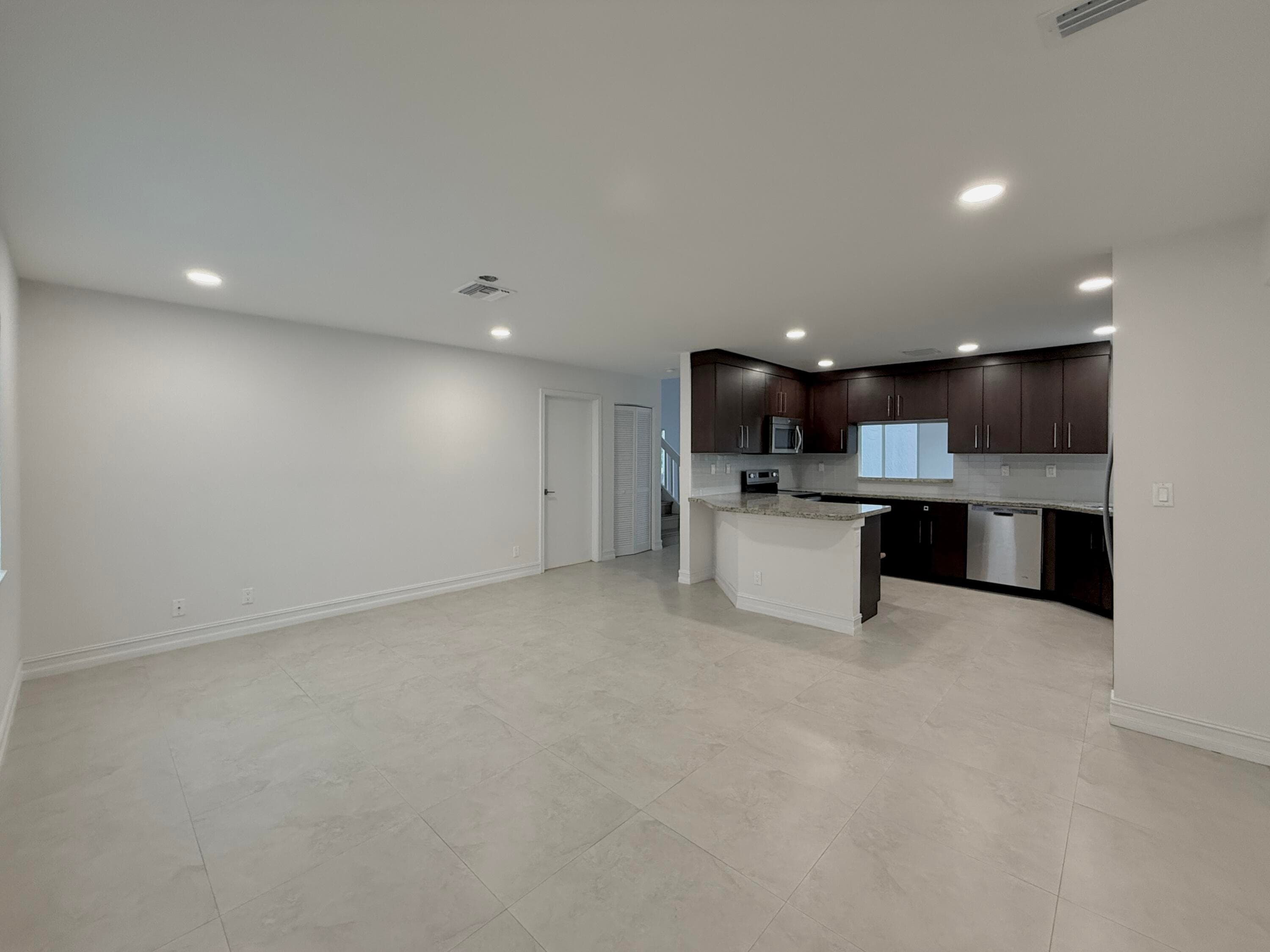 21440 Millbrook Court, Boca Raton, FL 33498 3