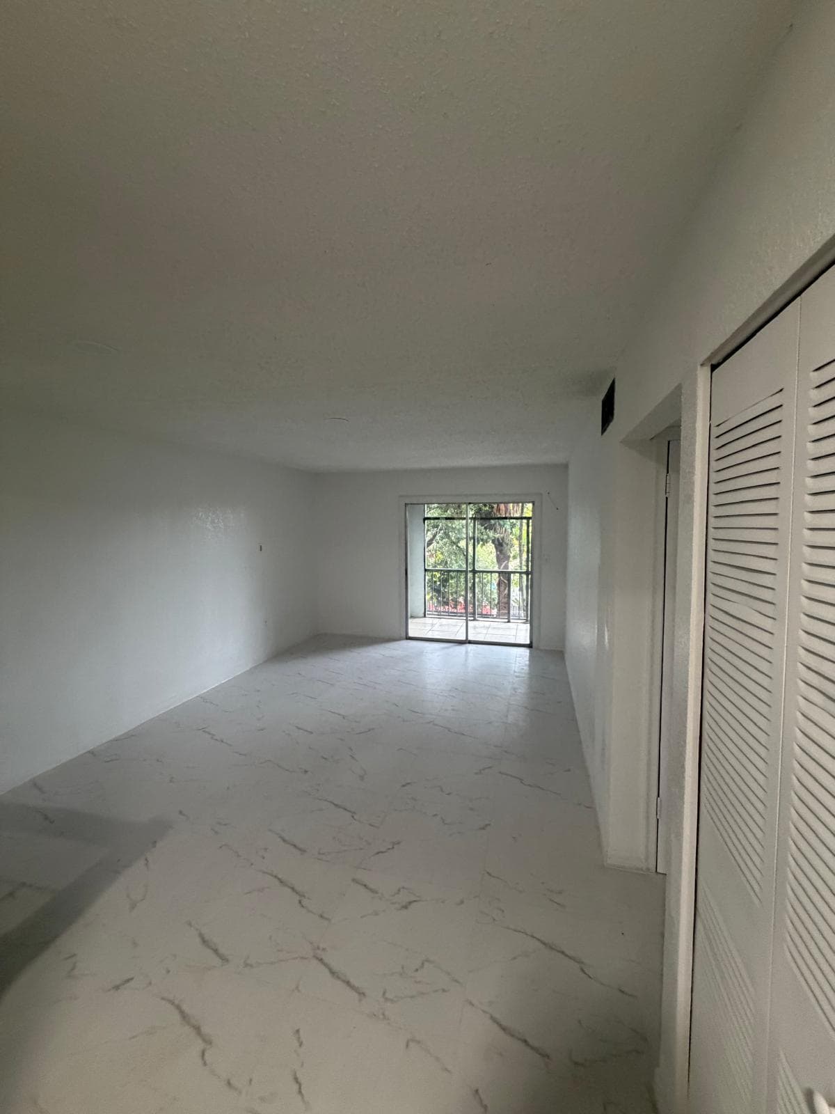 6074 Forest Hill Boulevard 208, West Palm Beach, FL 33415 8