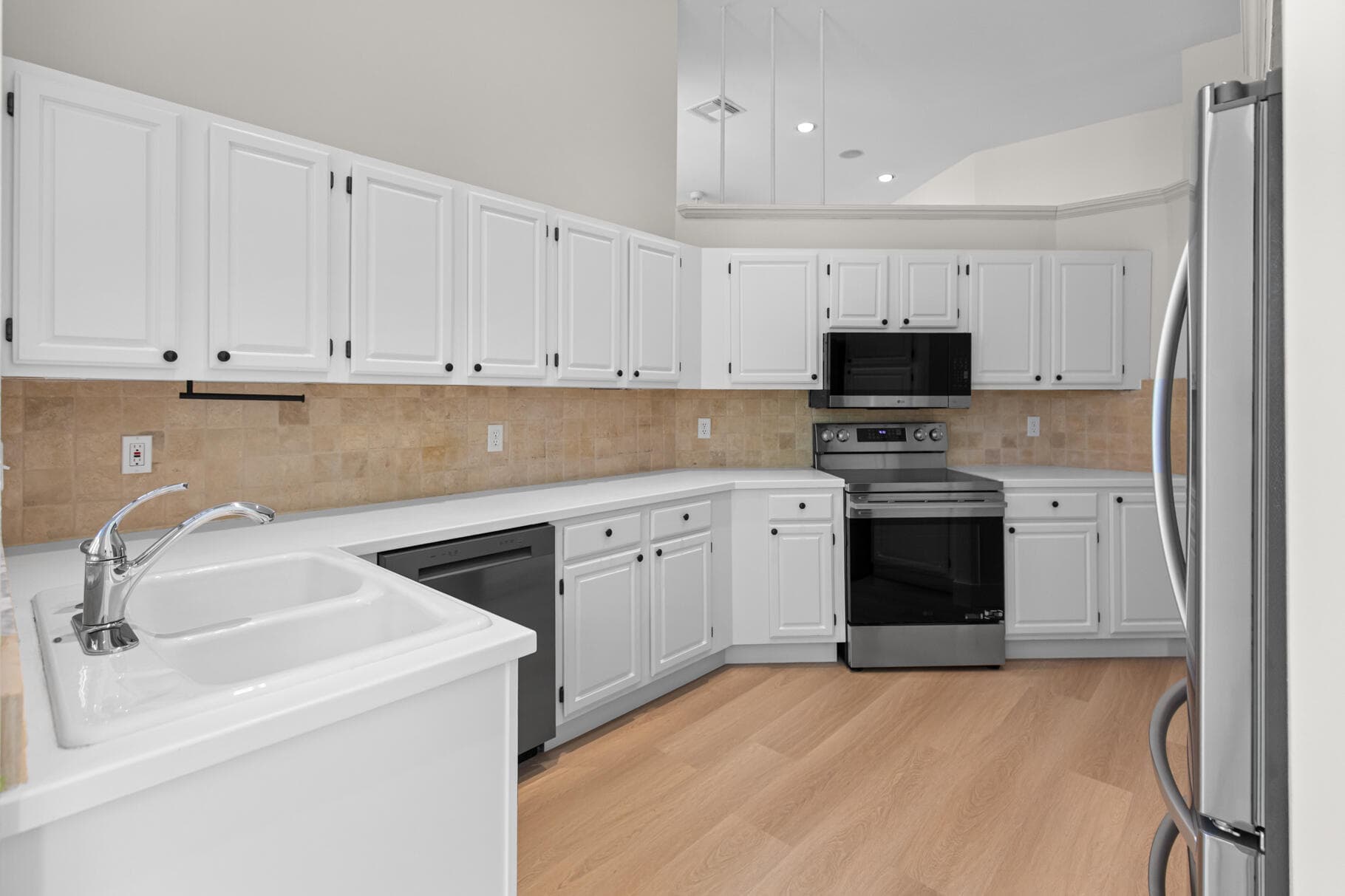 9408 Meadowood Drive, Fort Pierce, FL 34951 22